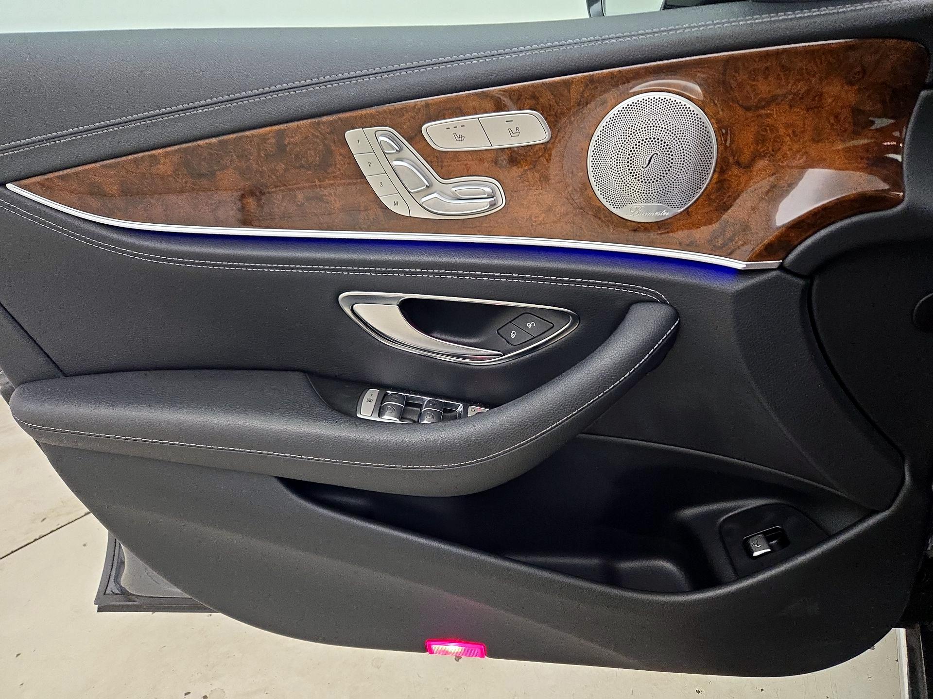 Thumbnail: 2019 Mercedes-Benz E-Class - 12