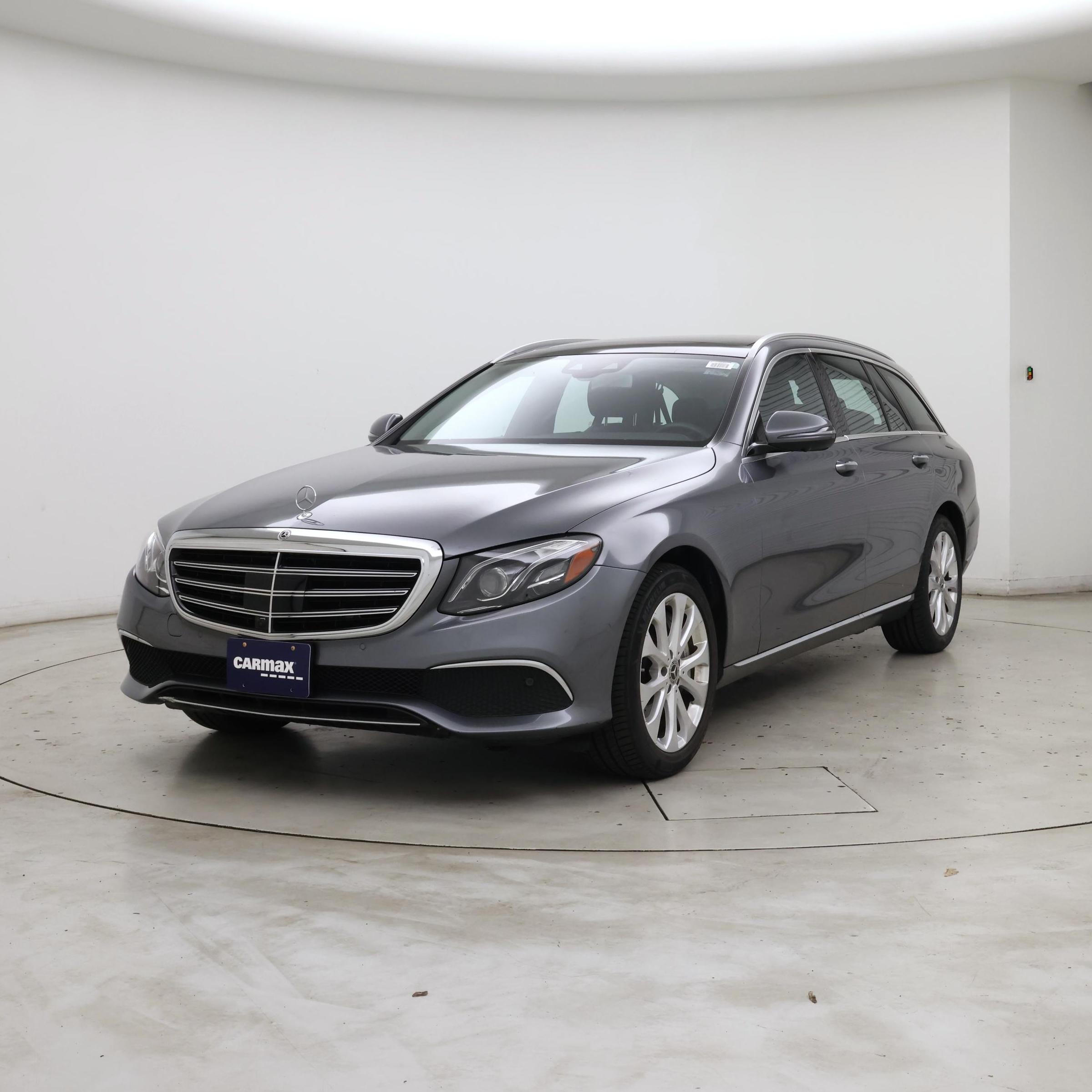 Thumbnail: 2019 Mercedes-Benz E-Class - 4