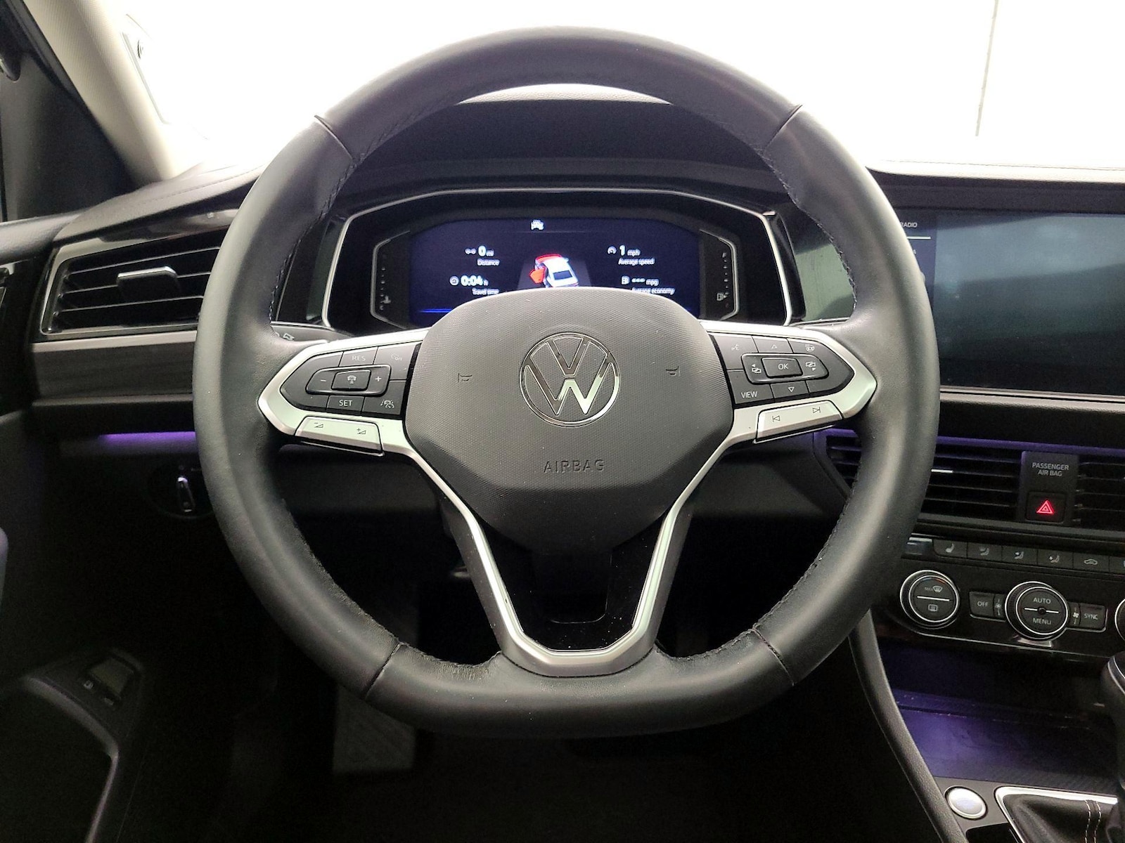 2022 Volkswagen Jetta SEL - Photo 11