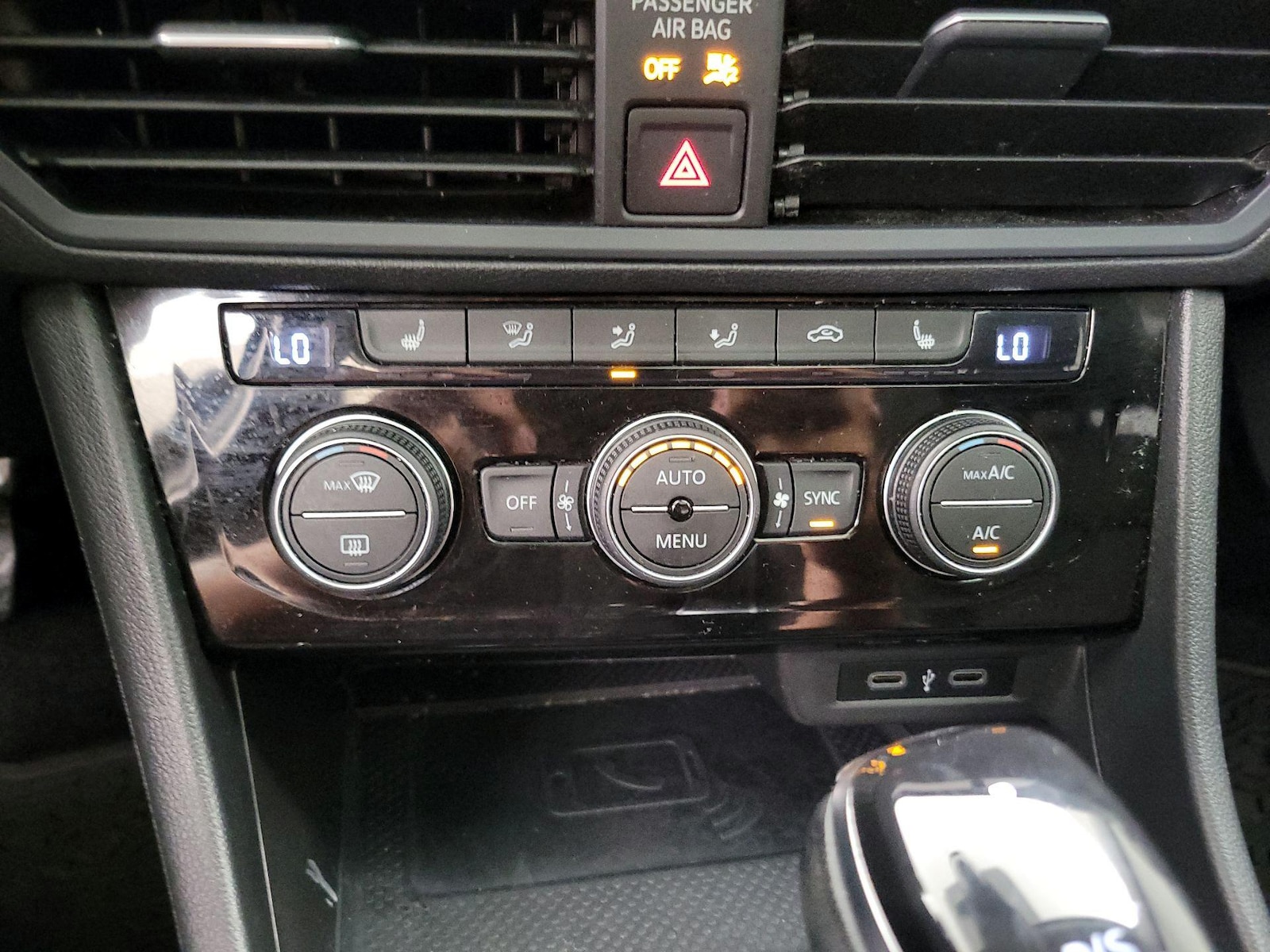2022 Volkswagen Jetta SEL - Photo 17