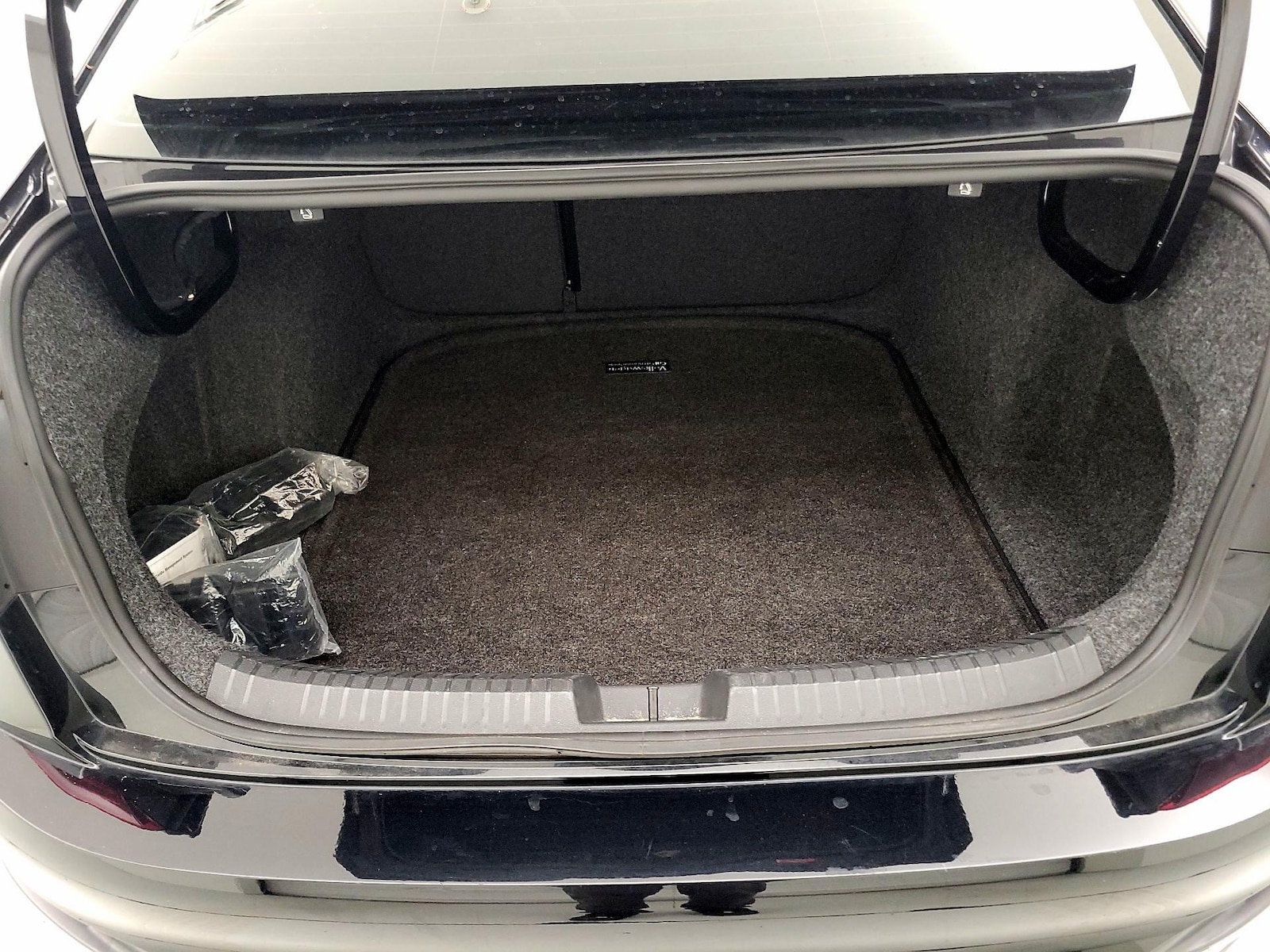 2022 Volkswagen Jetta SEL - Photo 22