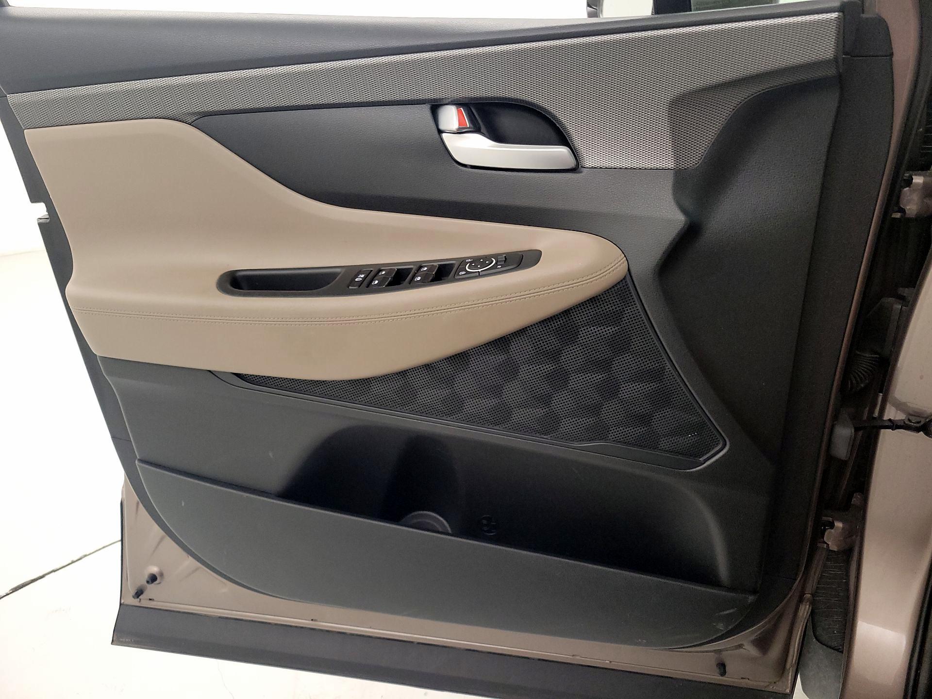 Thumbnail: 2019 Hyundai Santa Fe - 12