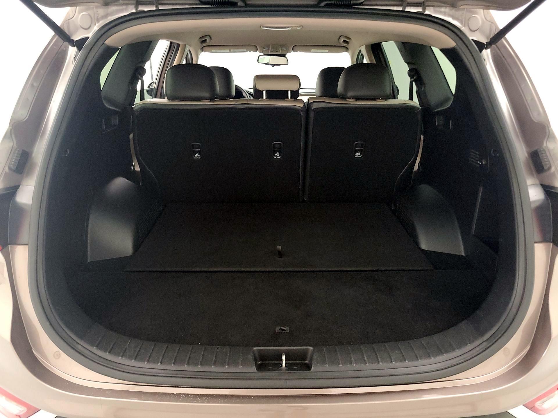 Thumbnail: 2019 Hyundai Santa Fe - 20