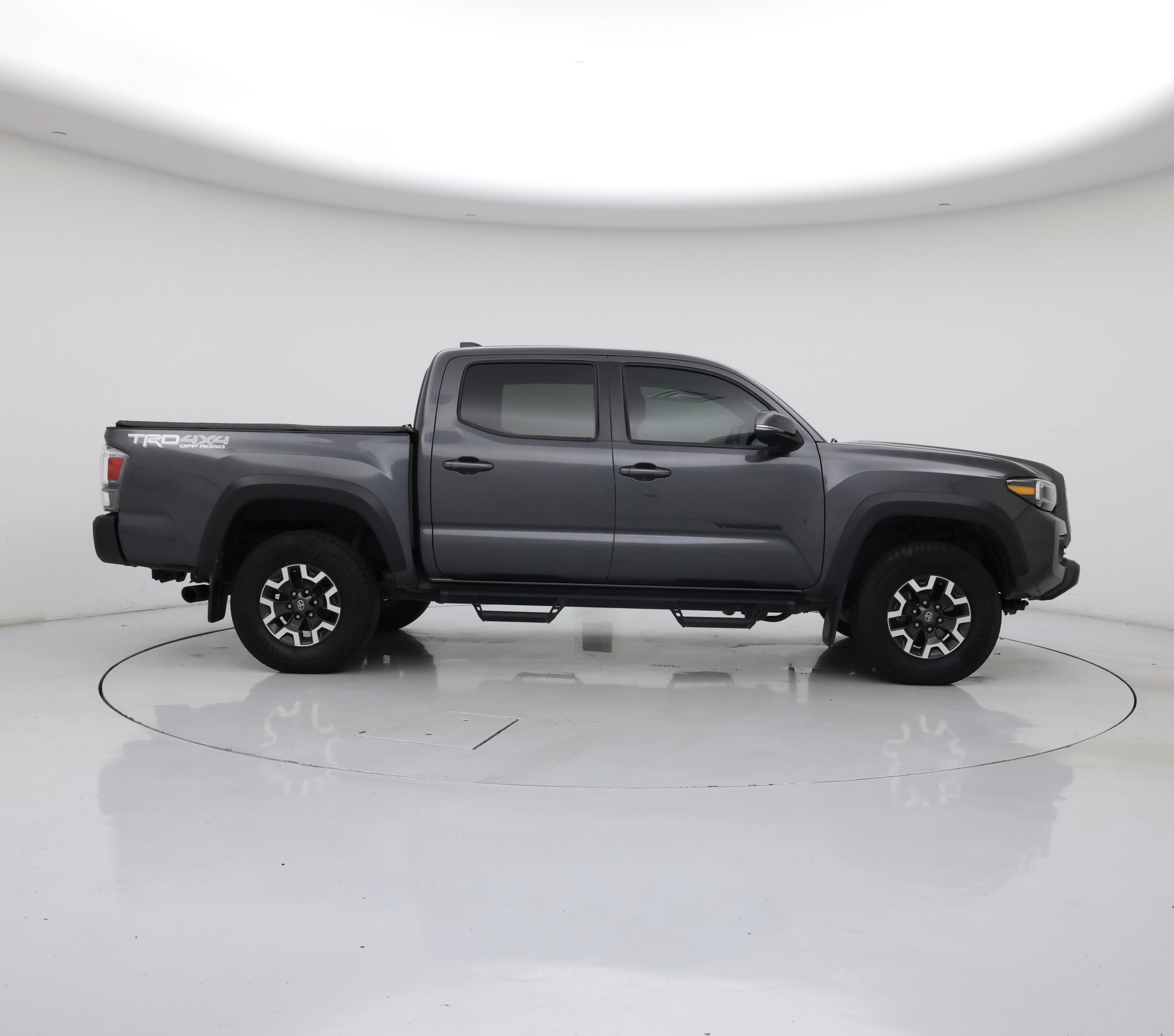 Thumbnail: 2022 Toyota Tacoma - 7