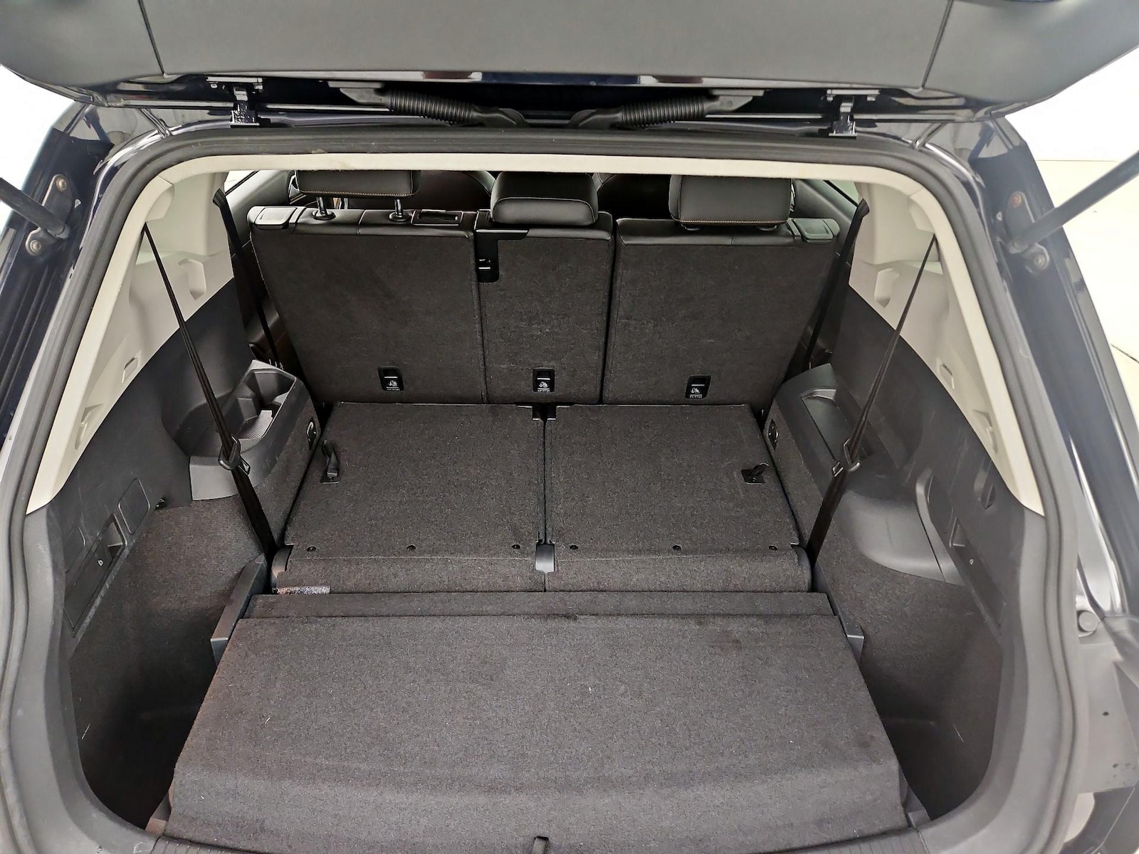 2018 Volkswagen Tiguan SE - Photo 23