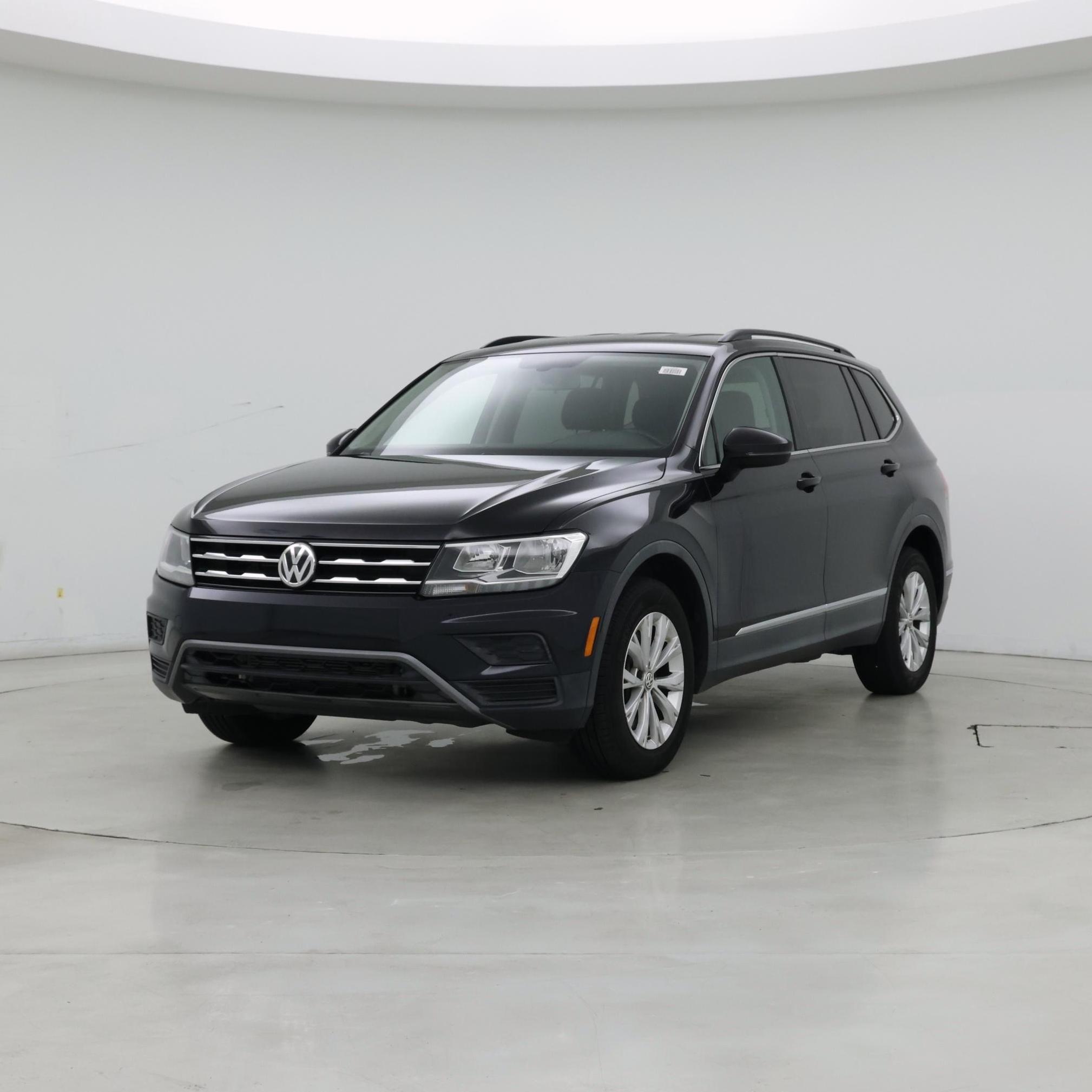 Thumbnail: 2018 Volkswagen Tiguan - 4