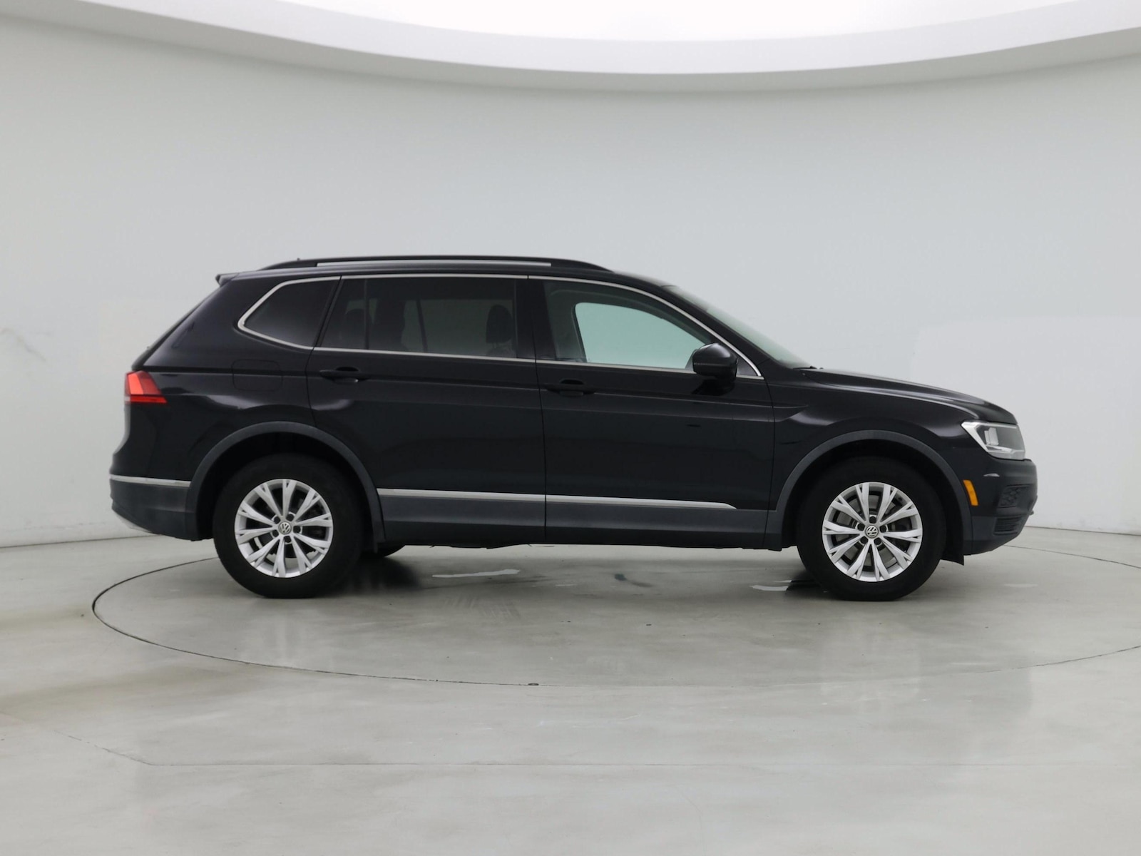 2018 Volkswagen Tiguan SE - Photo 8