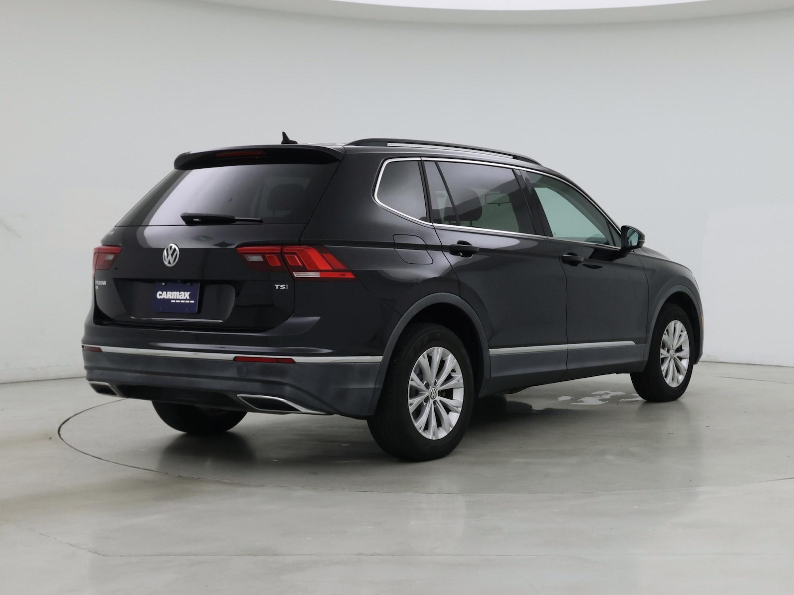 2018 Volkswagen Tiguan SE - Photo 9