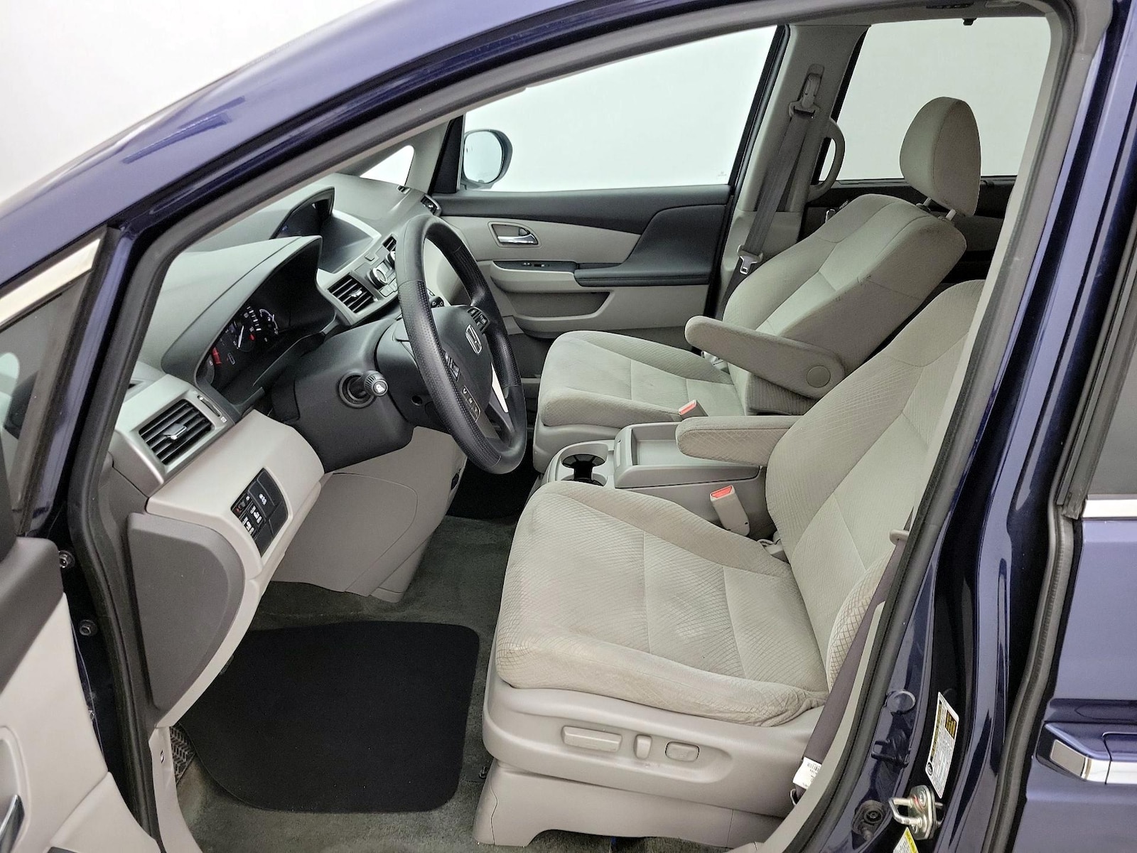 2016 Honda Odyssey SE - Photo 12