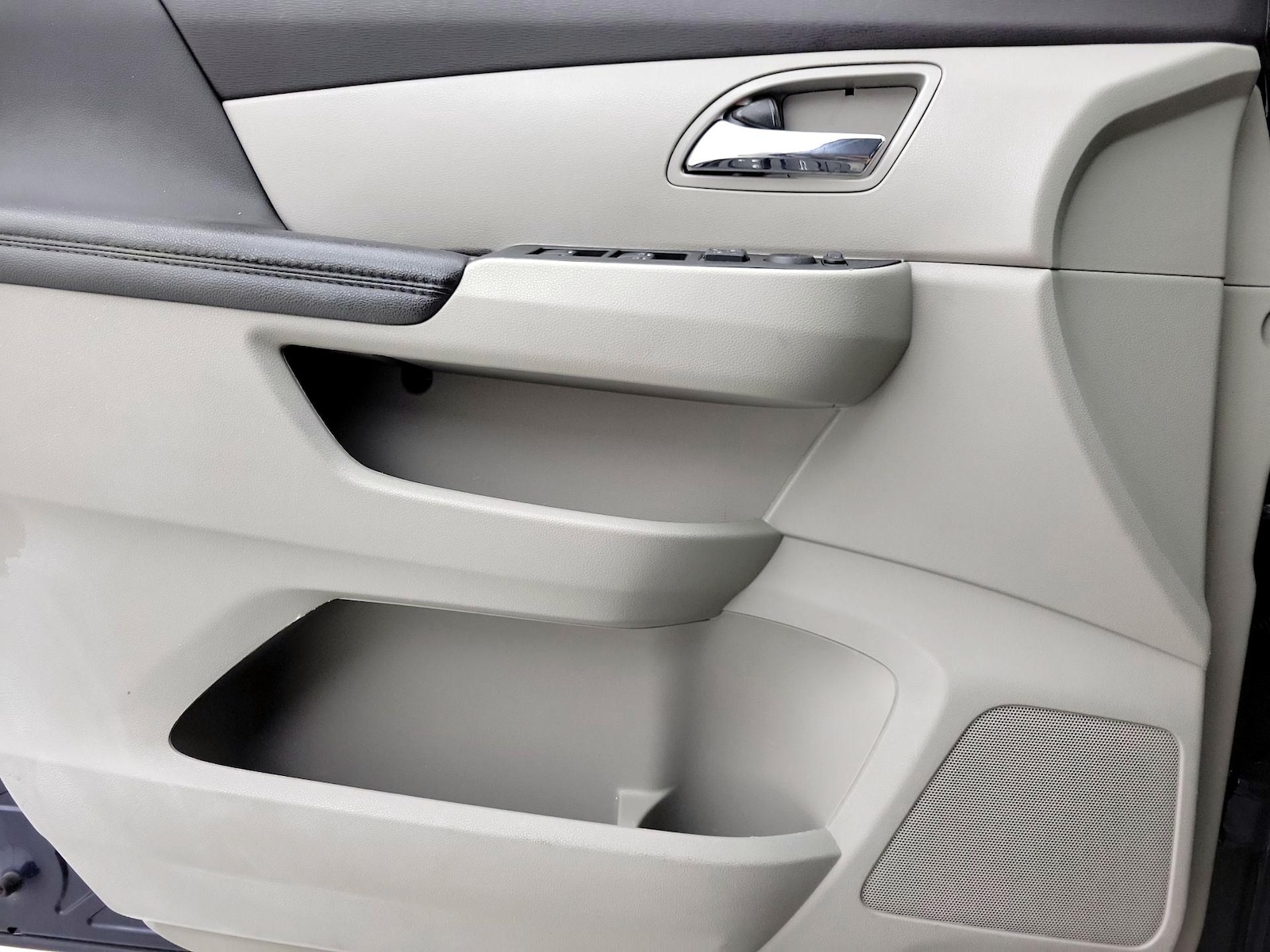 2016 Honda Odyssey SE - Photo 13
