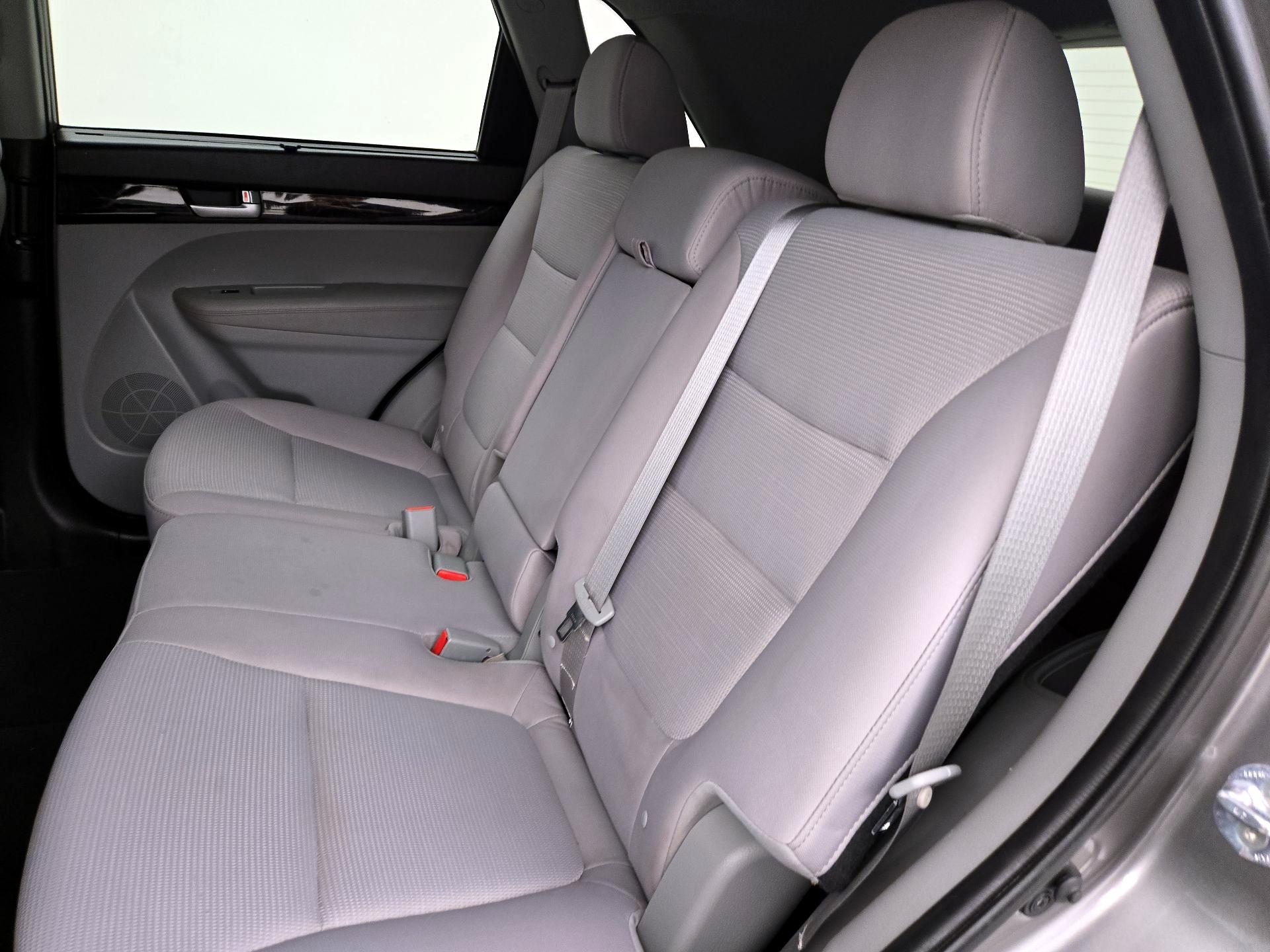 Thumbnail: 2014 Kia Sorento - 19