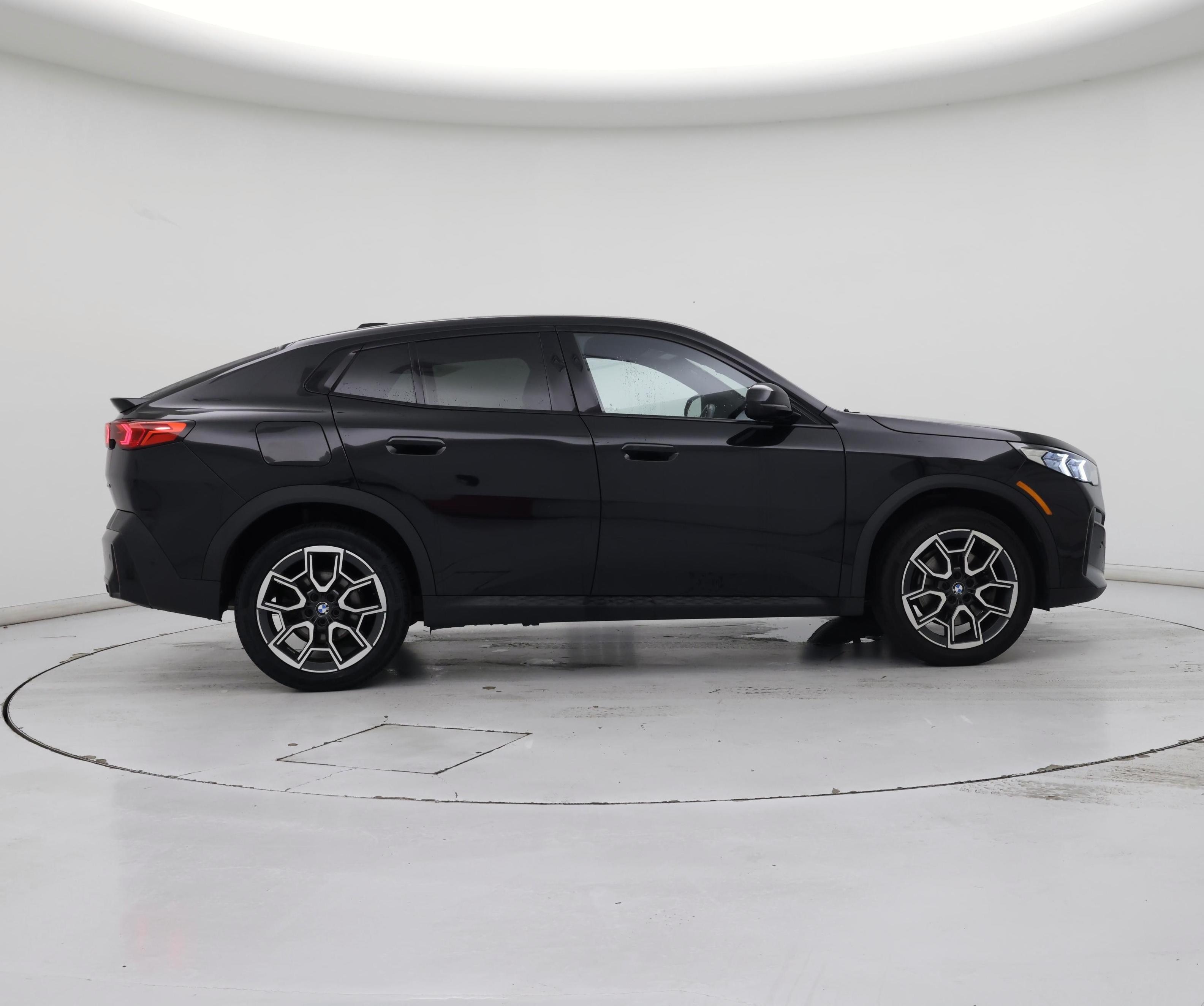 Thumbnail: 2024 BMW X2 - 7