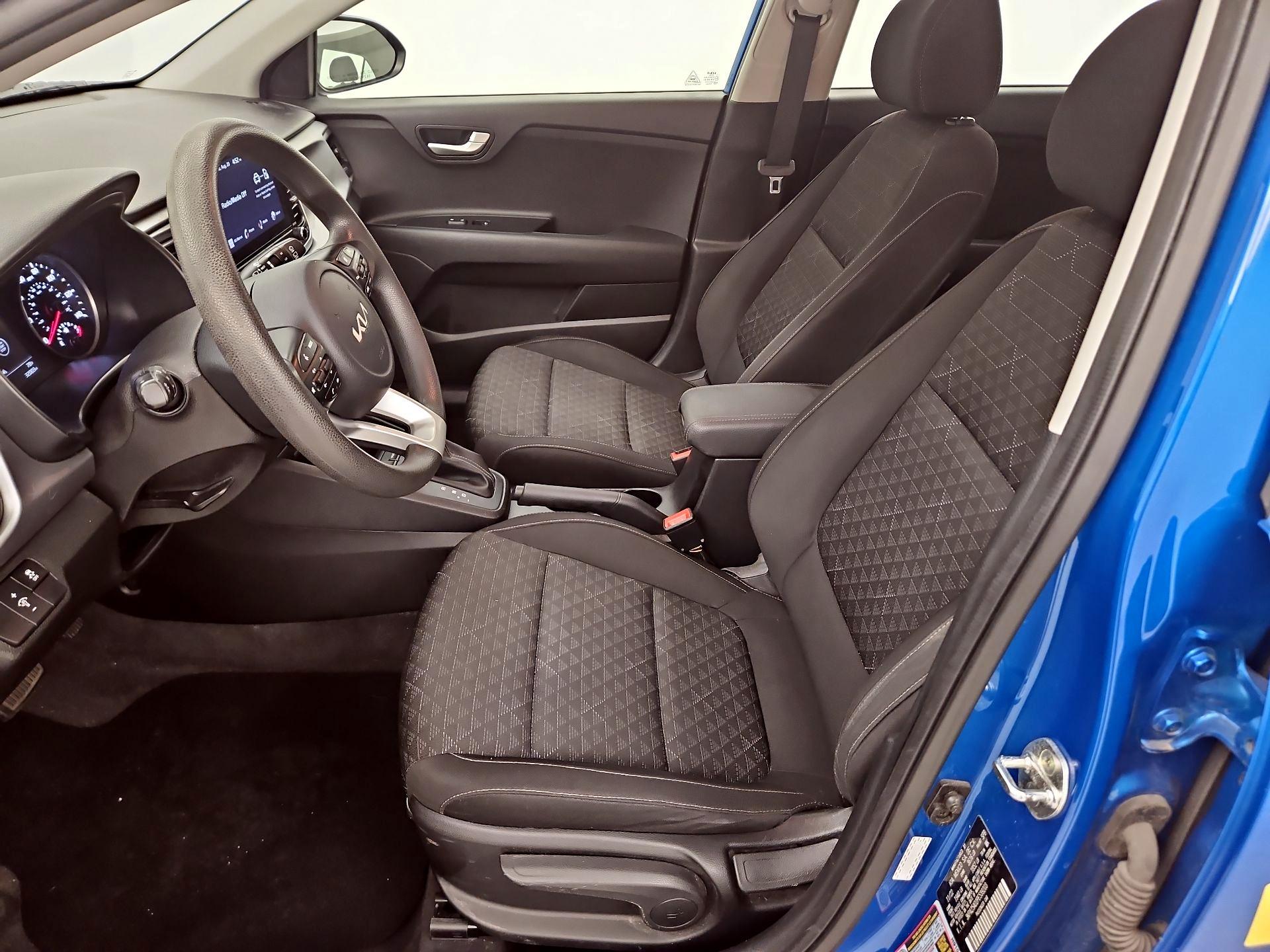 Thumbnail: 2023 Kia Rio - 11