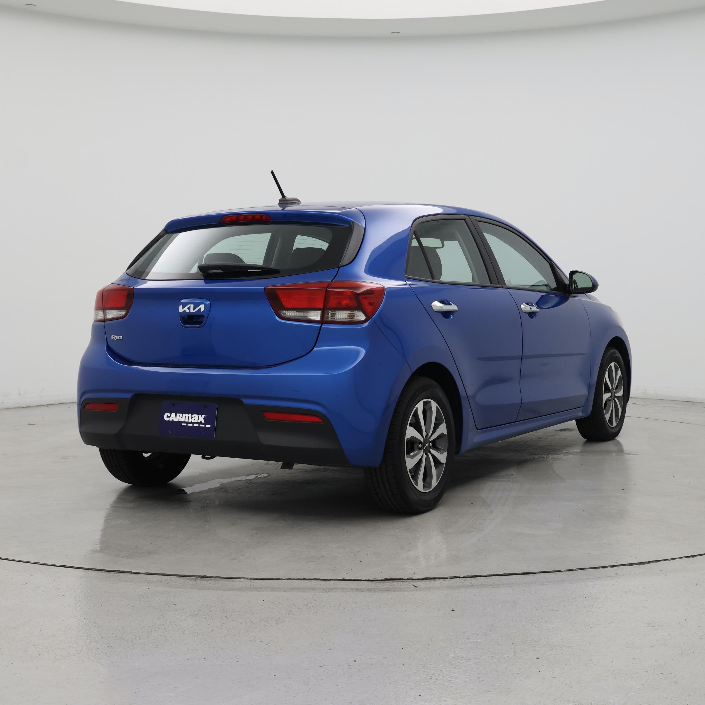 Thumbnail: 2023 Kia Rio - 8