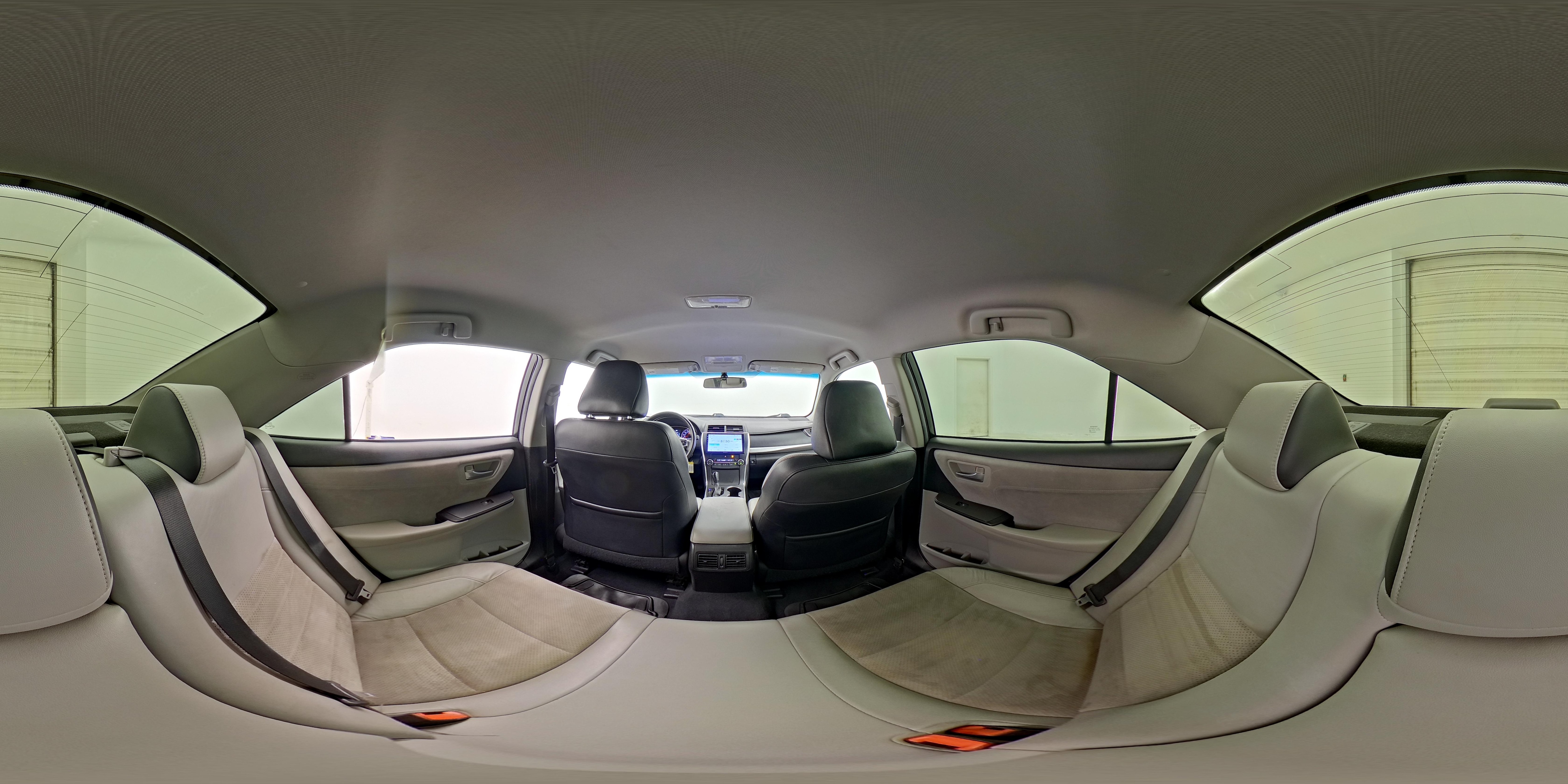 2015 Toyota Camry XSE - Photo 25