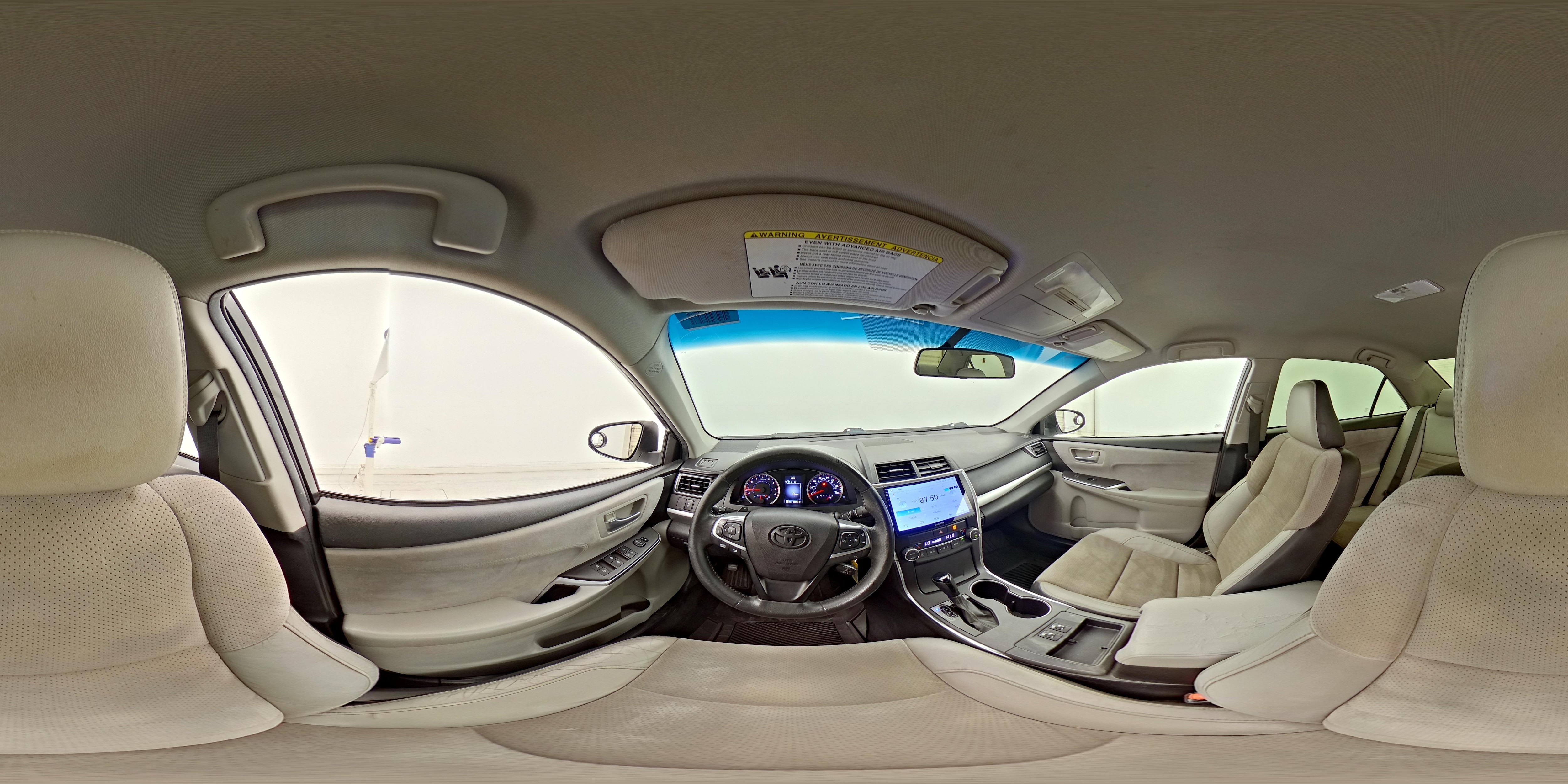 2015 Toyota Camry XSE - Photo 26