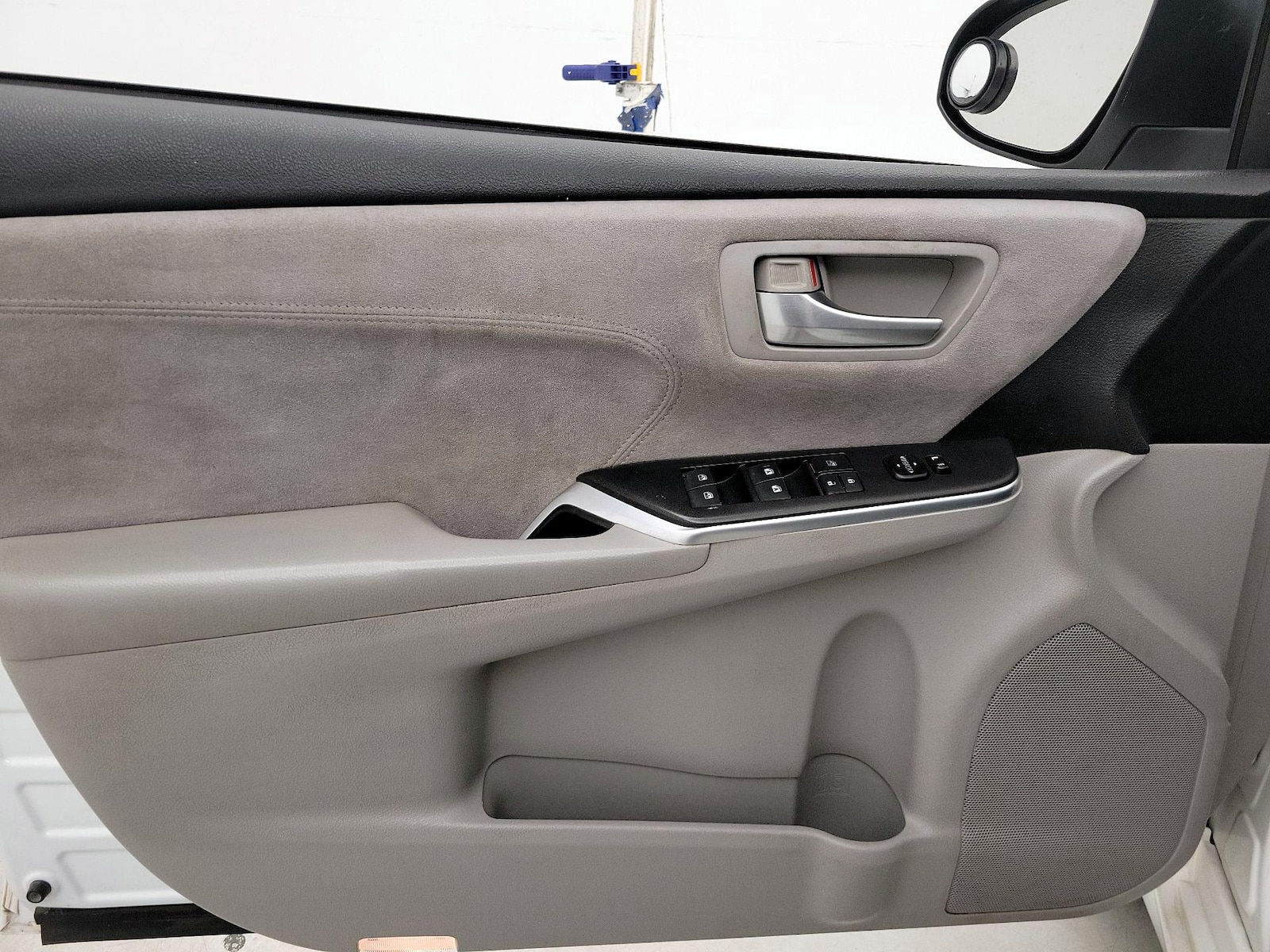 2015 Toyota Camry XSE - Photo 13