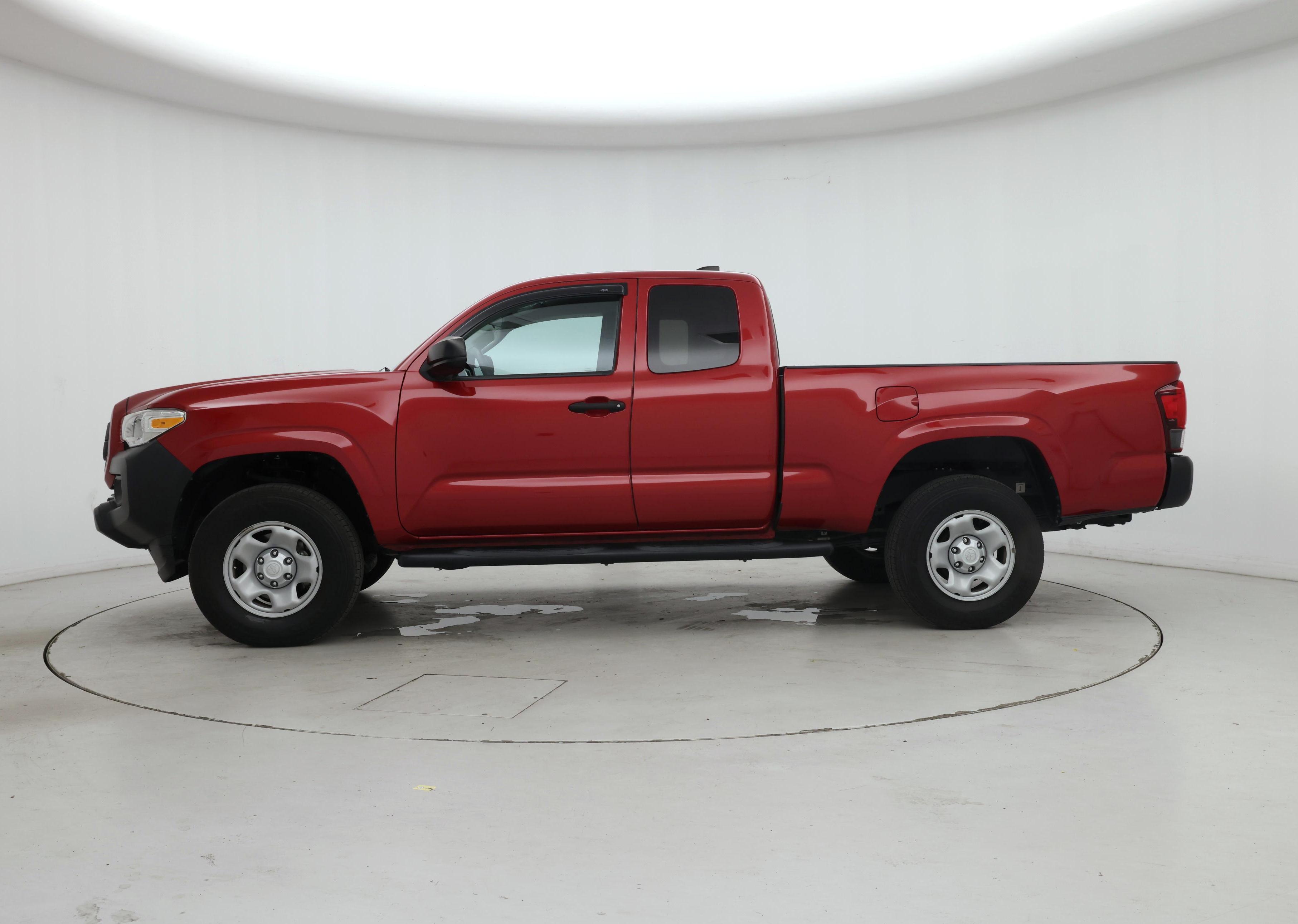 Thumbnail: 2020 Toyota Tacoma - 3