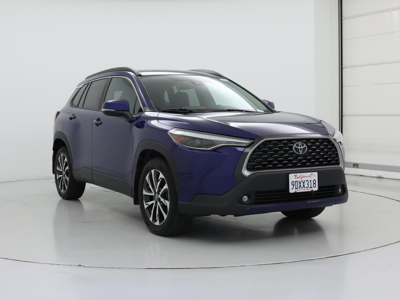 2022 Toyota Corolla Cross XLE - Photo 2