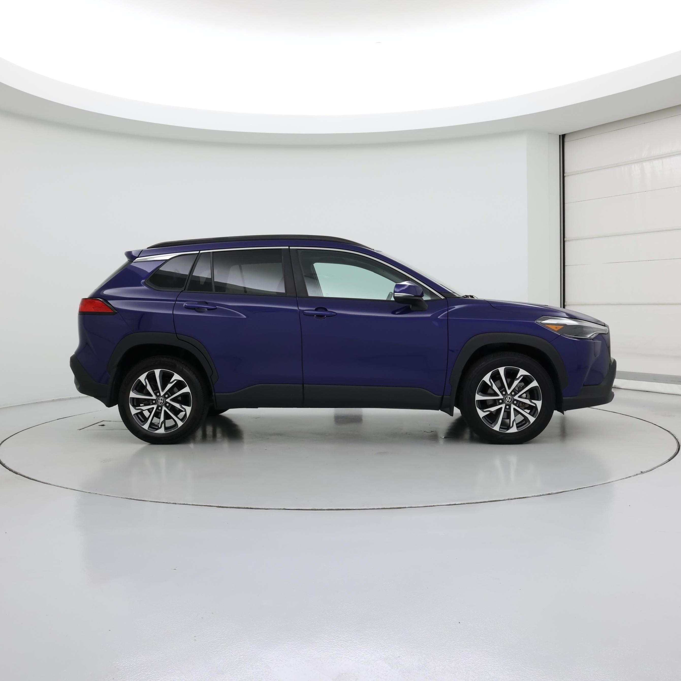 Thumbnail: 2022 Toyota Corolla Cross - 7