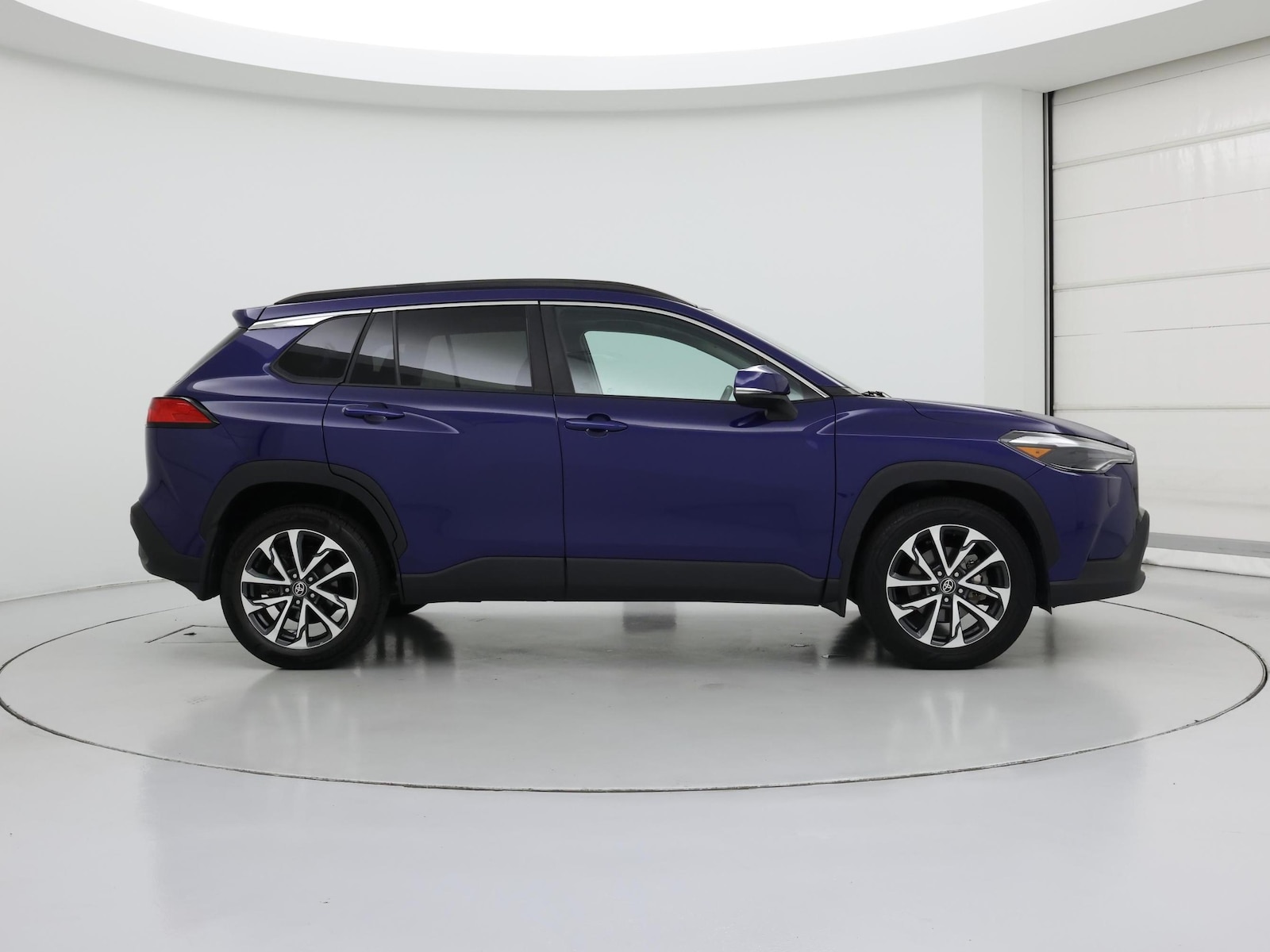 2022 Toyota Corolla Cross XLE - Photo 8