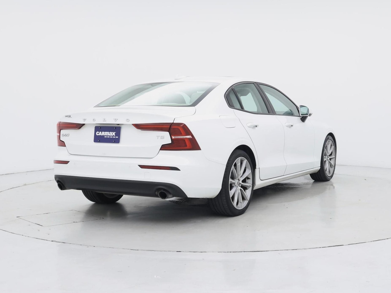 2019 Volvo S60 Momentum - Photo 9