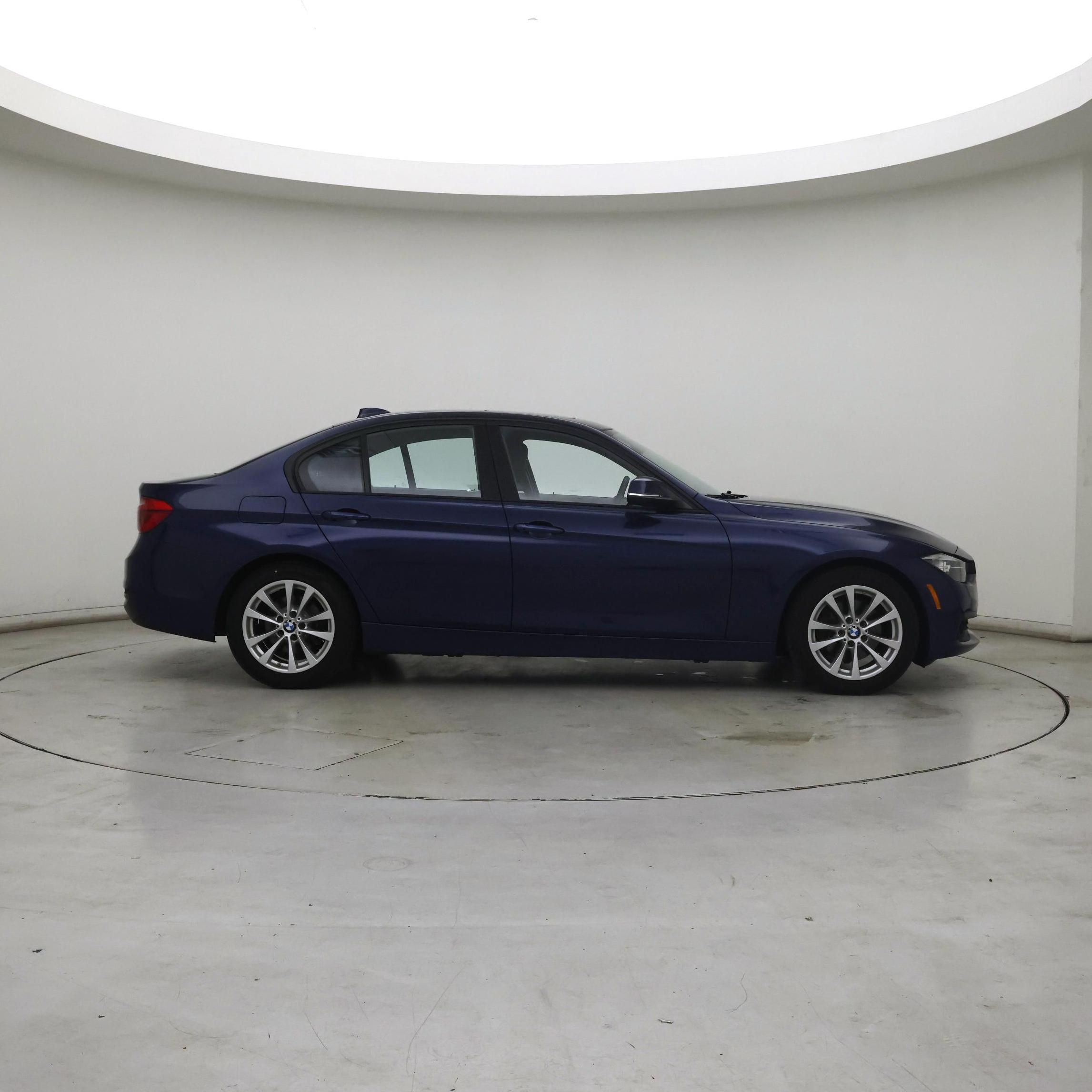 Thumbnail: 2016 BMW 3 Series - 7