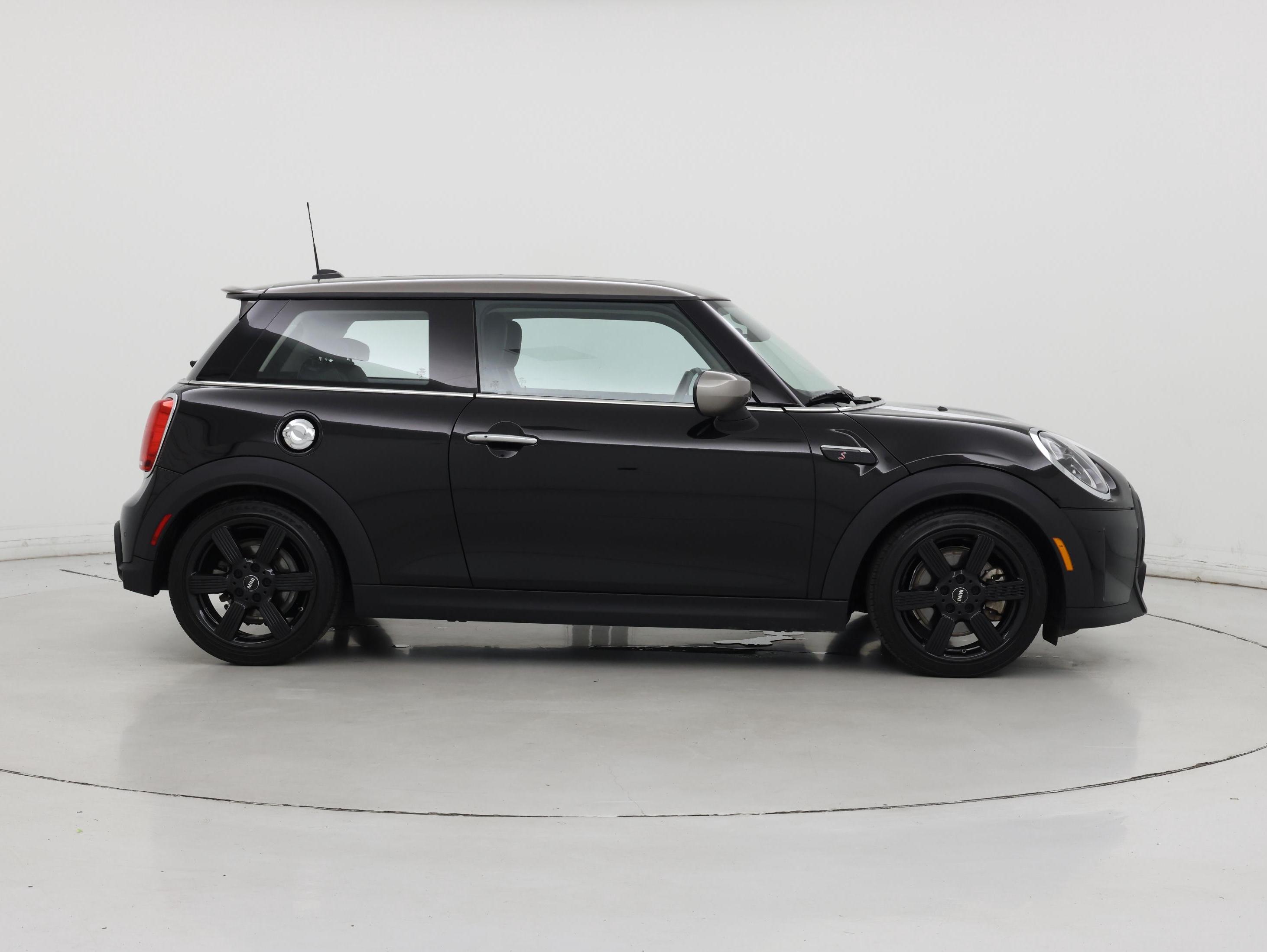 Thumbnail: 2022 MINI Cooper Hardtop - 7