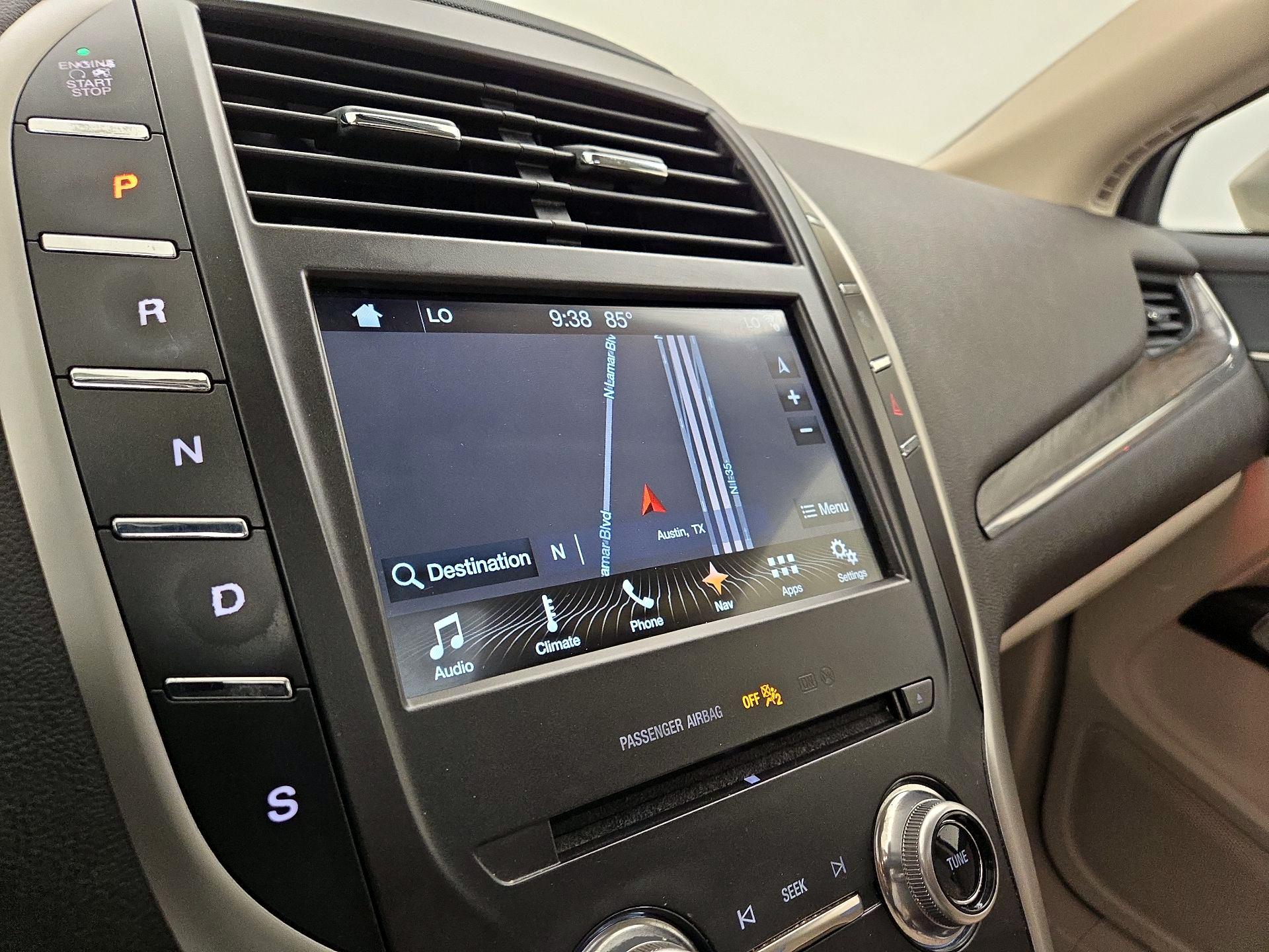 Thumbnail: 2017 Lincoln MKC - 14