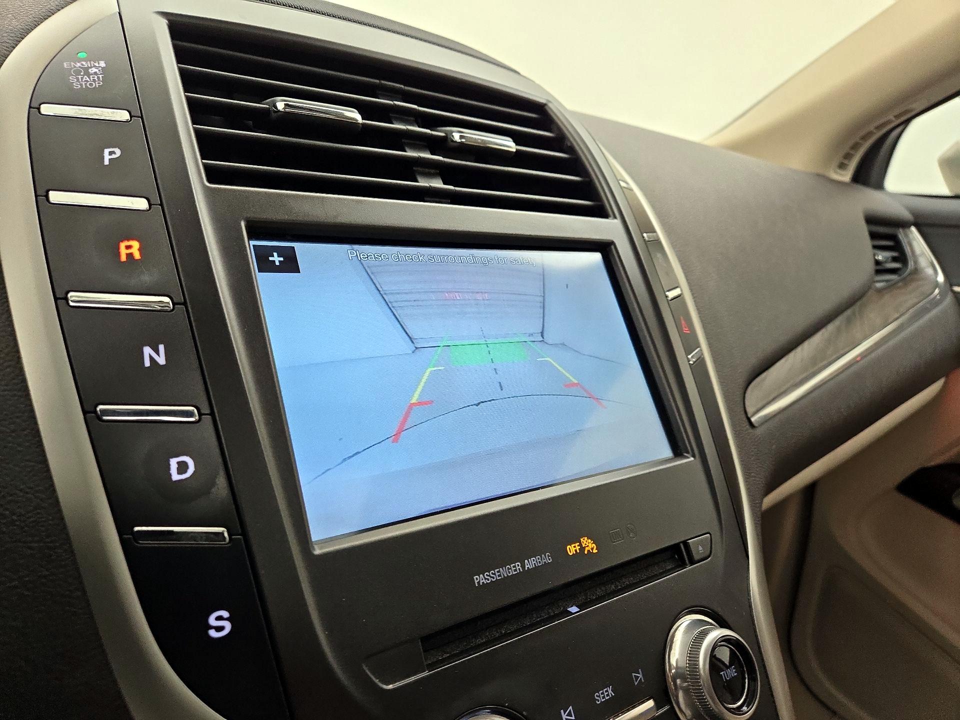Thumbnail: 2017 Lincoln MKC - 15