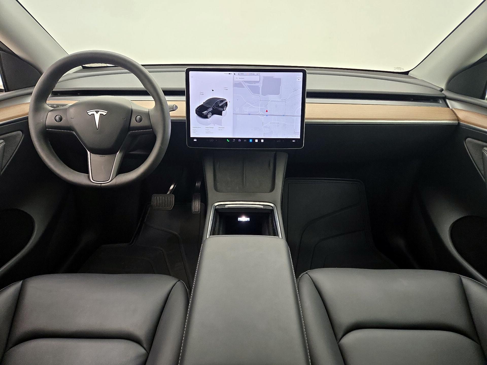 Thumbnail: 2024 Tesla Model Y - 9