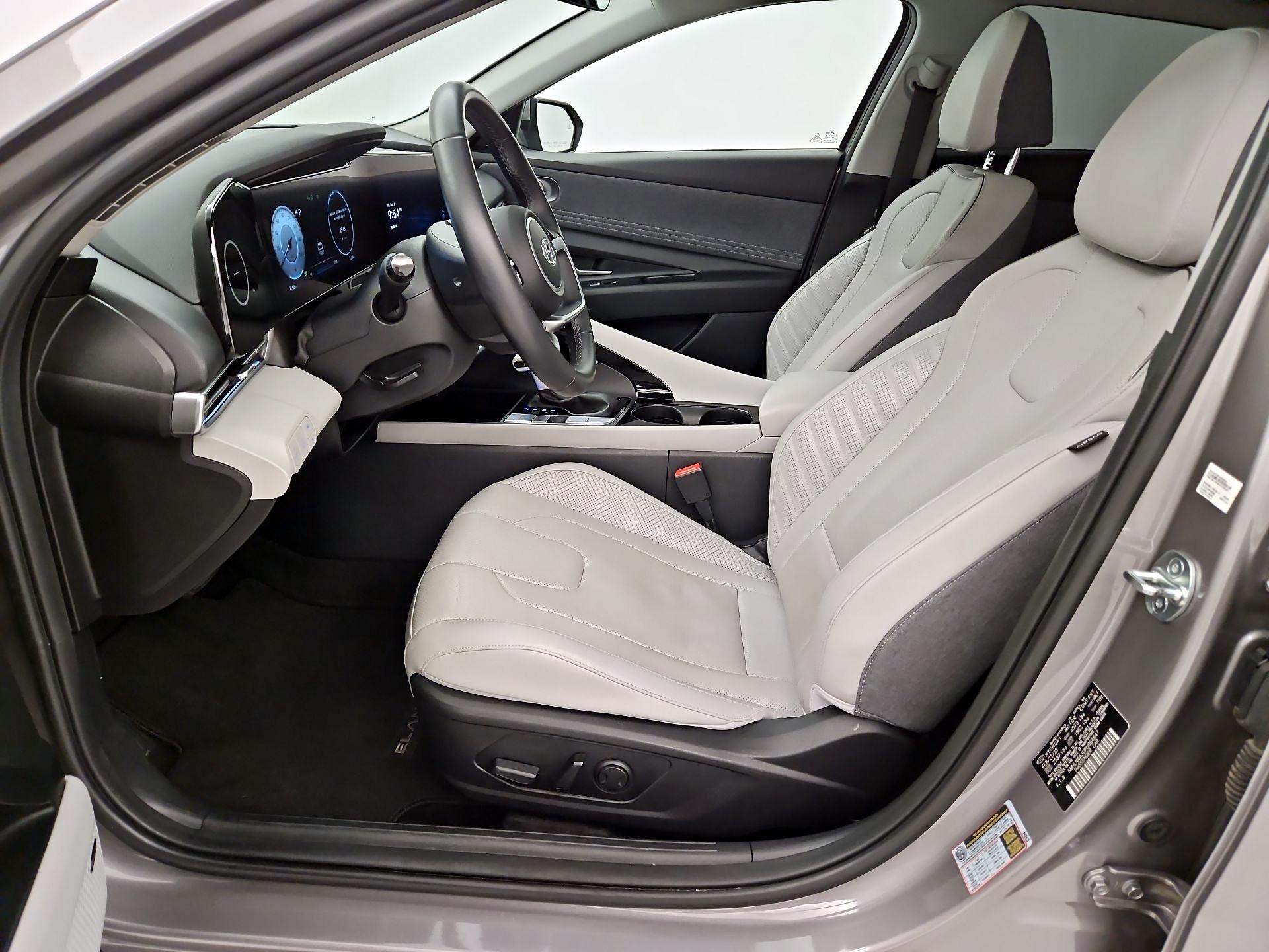 Thumbnail: 2023 Hyundai Elantra - 11