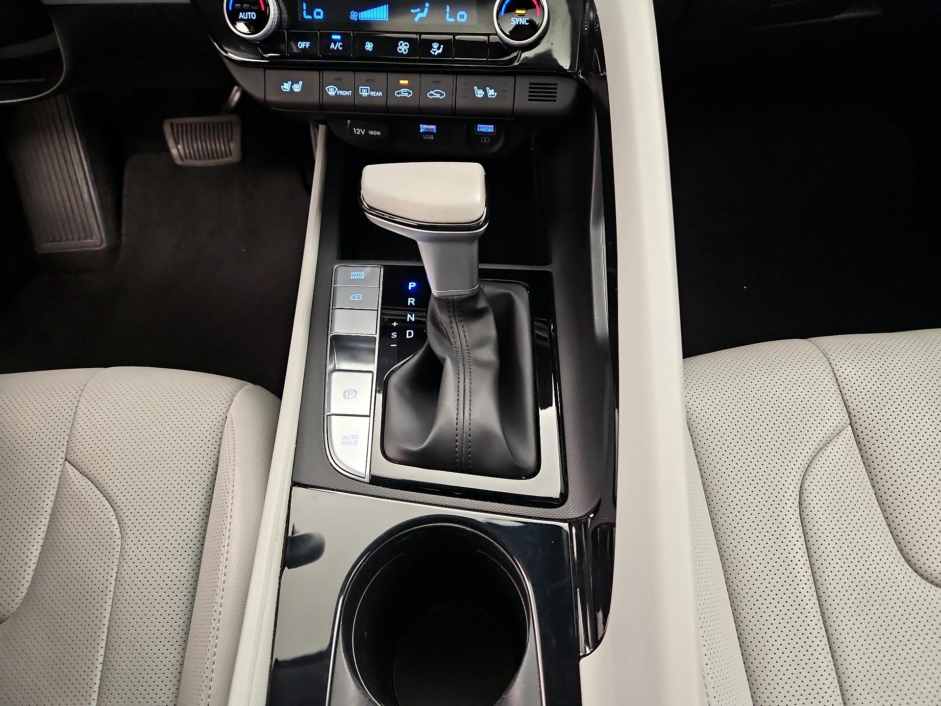 Thumbnail: 2023 Hyundai Elantra - 18