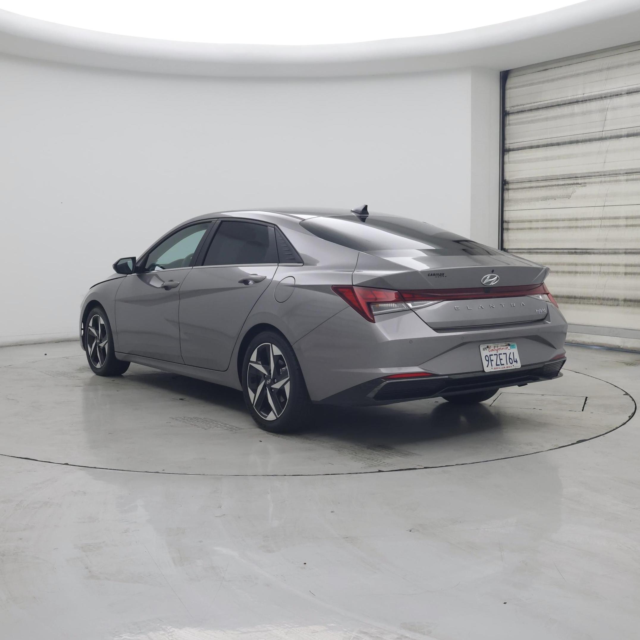 Thumbnail: 2023 Hyundai Elantra - 2