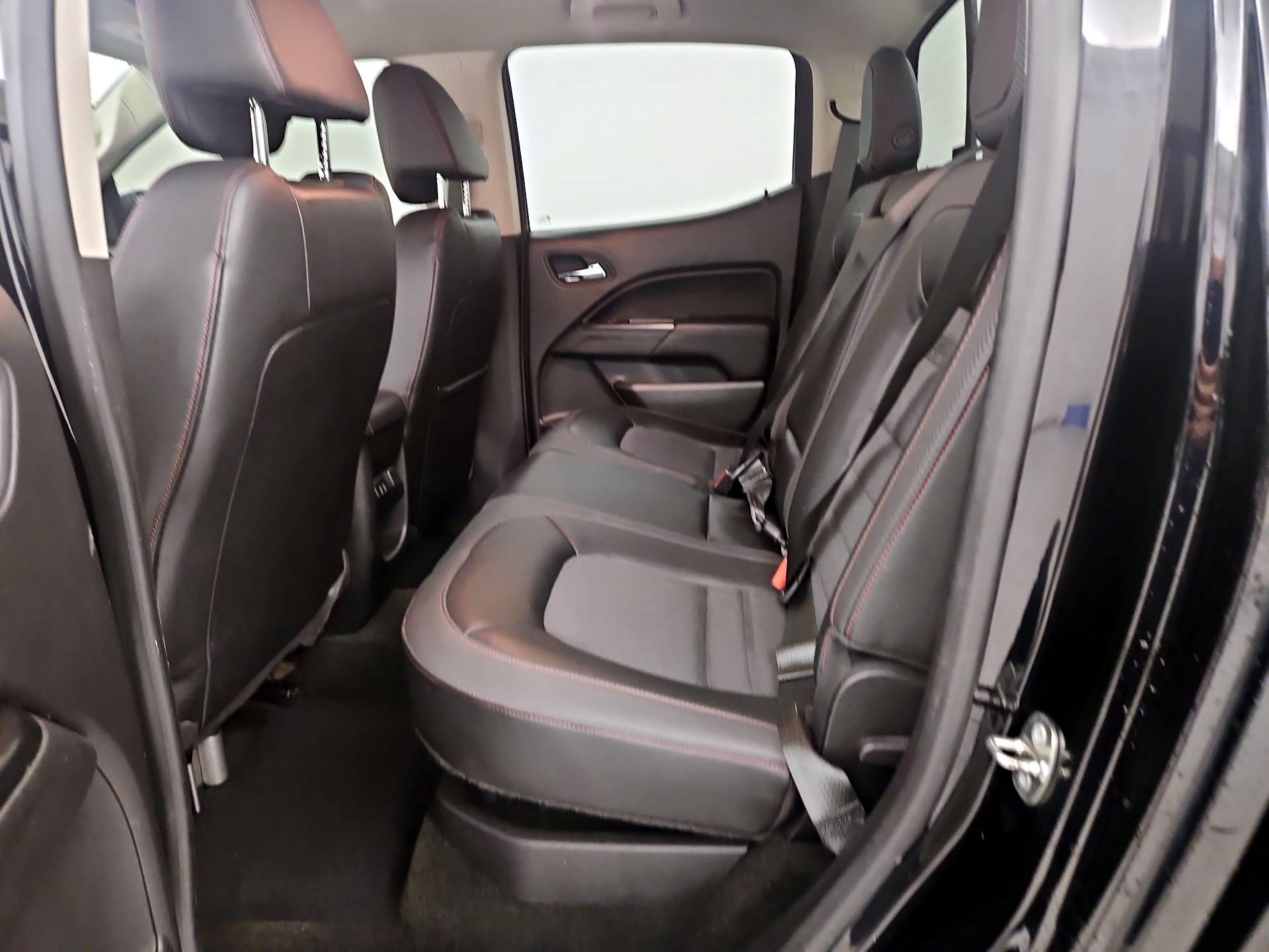 Thumbnail: 2016 GMC Canyon - 19