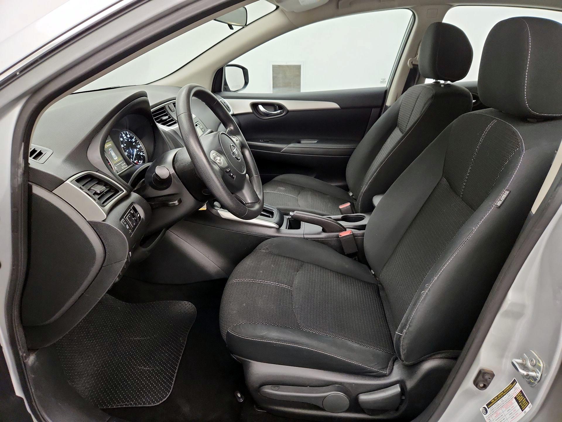 Thumbnail: 2018 Nissan Sentra - 9
