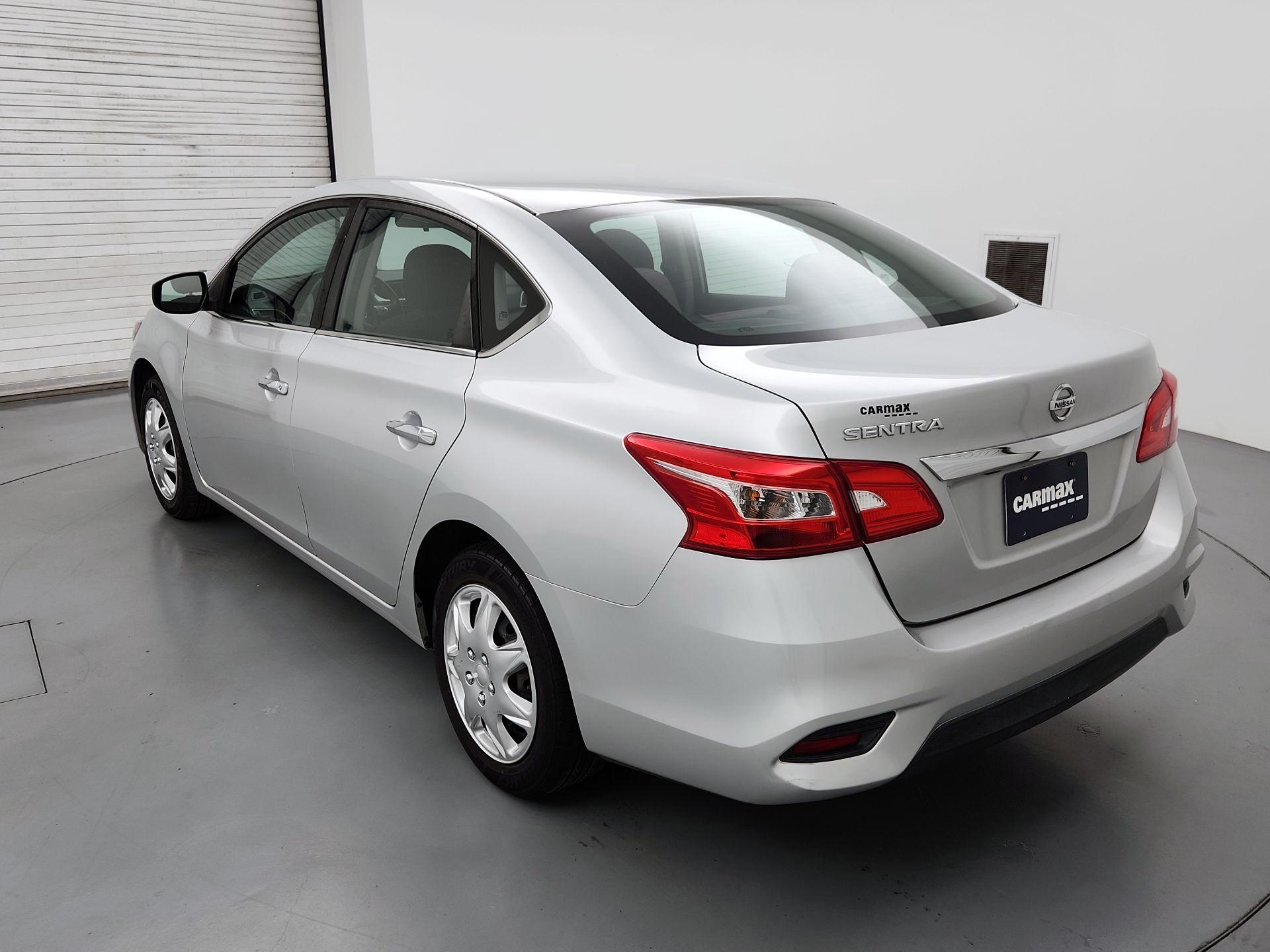 Thumbnail: 2018 Nissan Sentra - 7