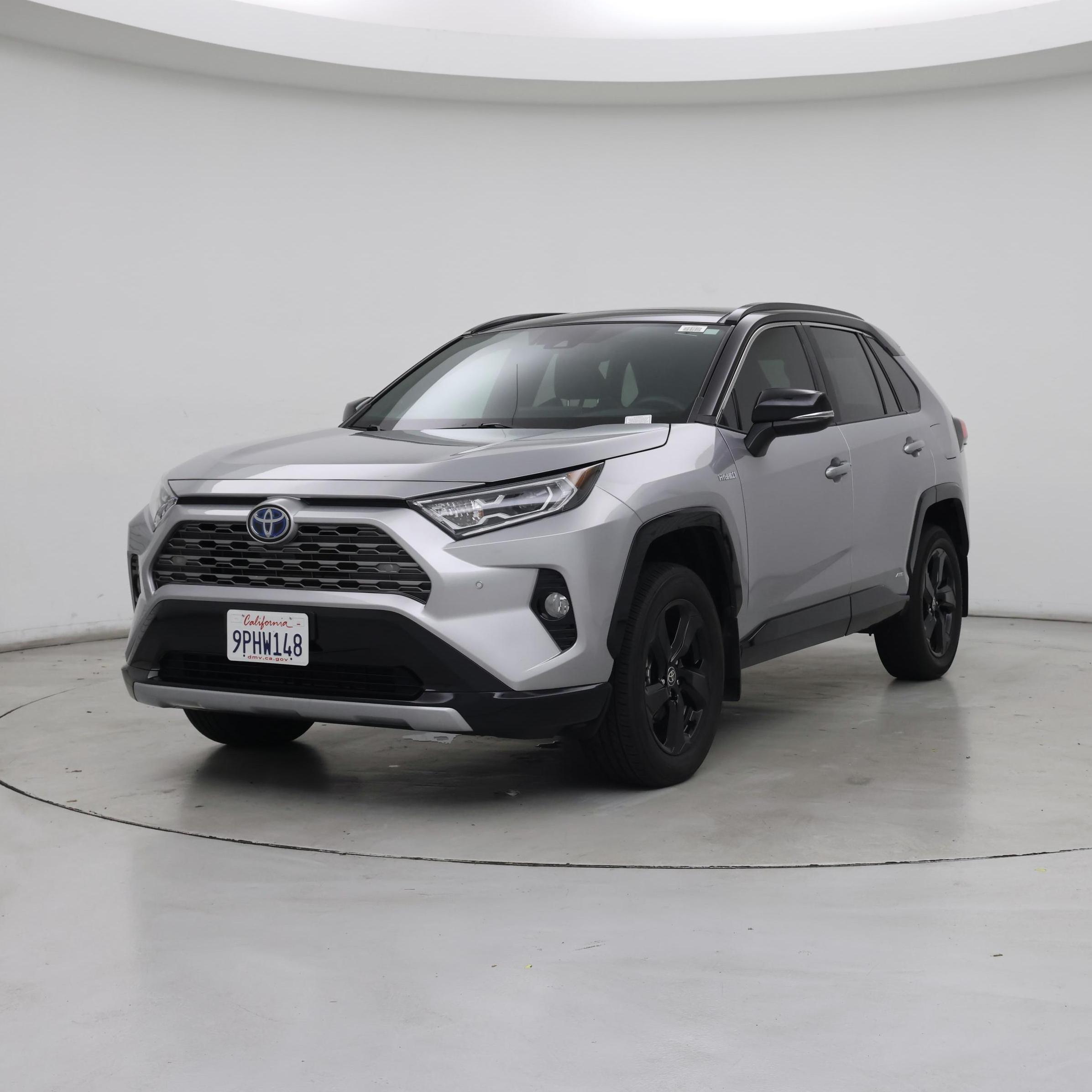 Thumbnail: 2021 Toyota RAV4 - 4