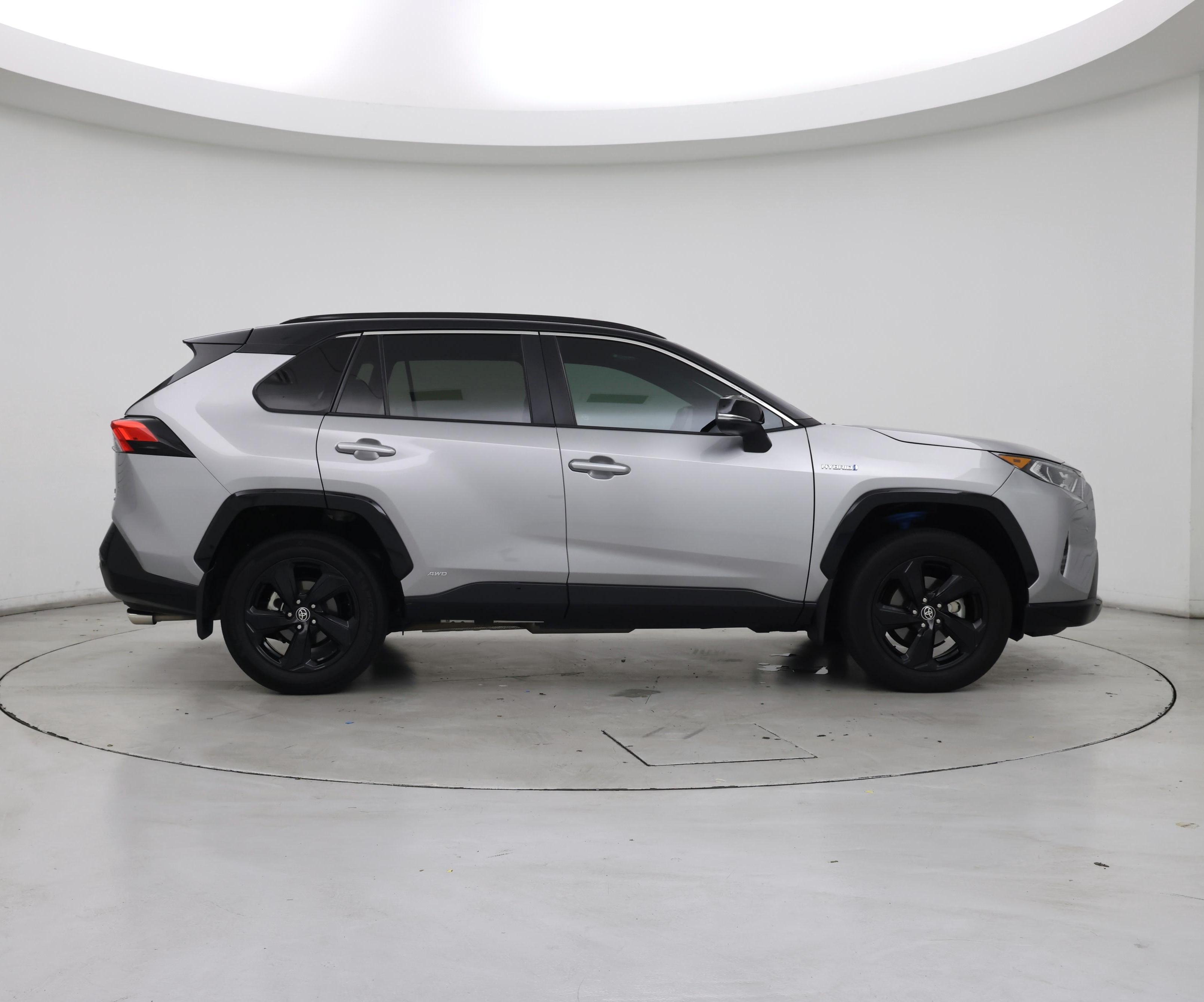 Thumbnail: 2021 Toyota RAV4 - 7