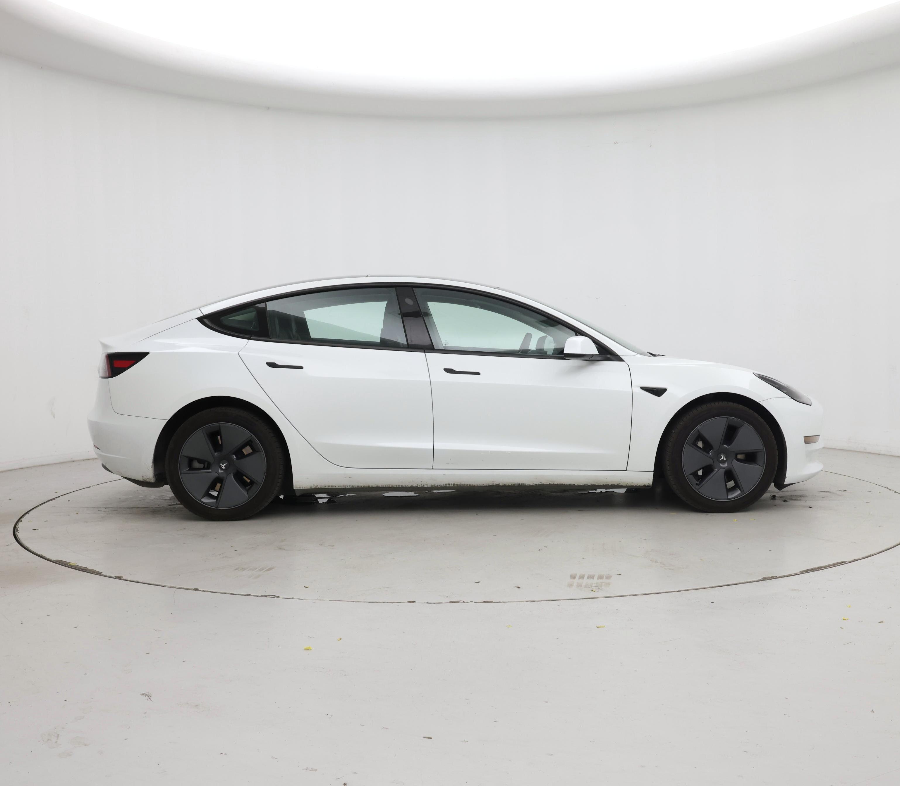 Thumbnail: 2023 Tesla Model 3 - 7