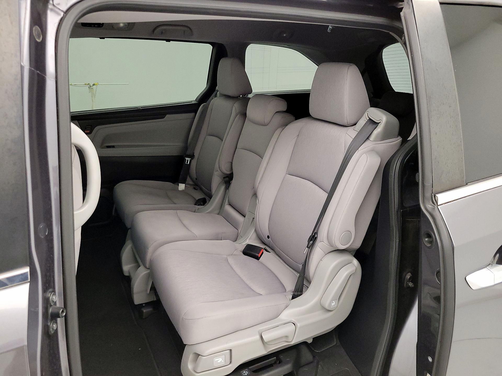 Thumbnail: 2020 Honda Odyssey - 19