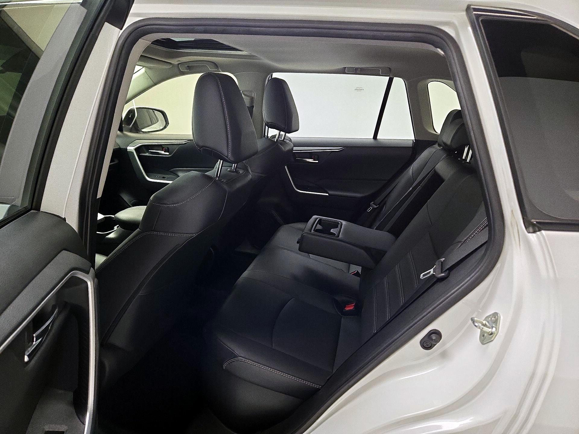 Thumbnail: 2023 Toyota RAV4 - 18