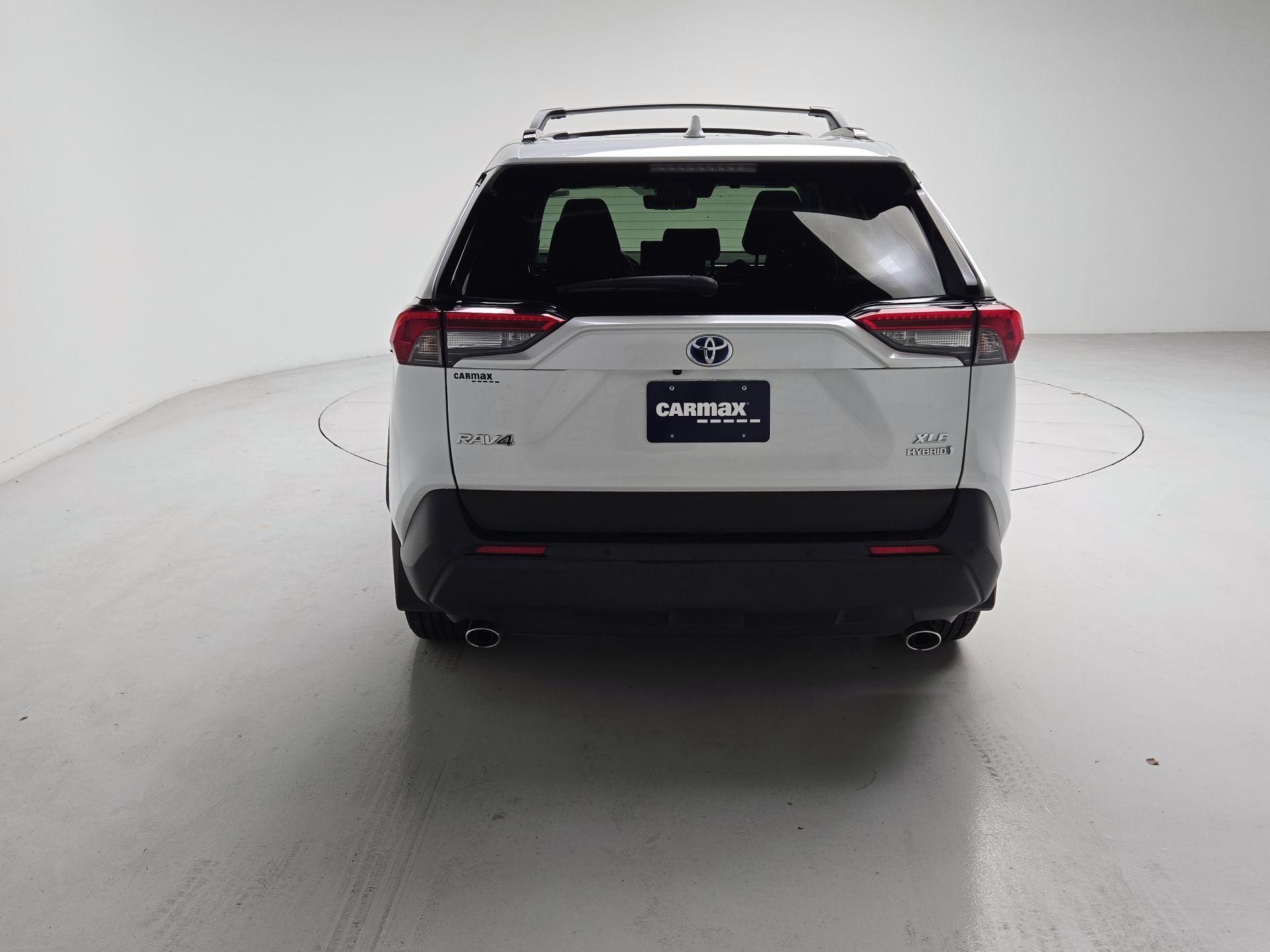 Thumbnail: 2023 Toyota RAV4 - 6