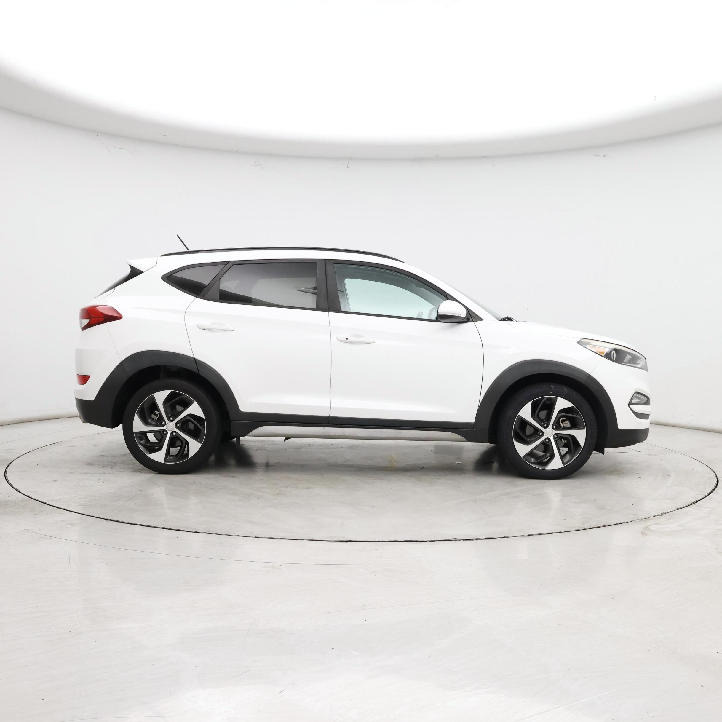 Thumbnail: 2017 Hyundai Tucson - 7