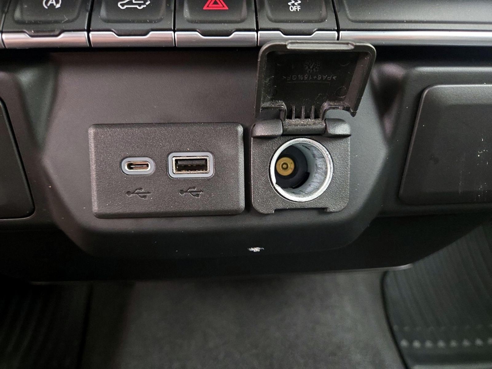 2022 Chevrolet Silverado 1500 Limited Custom - Photo 19