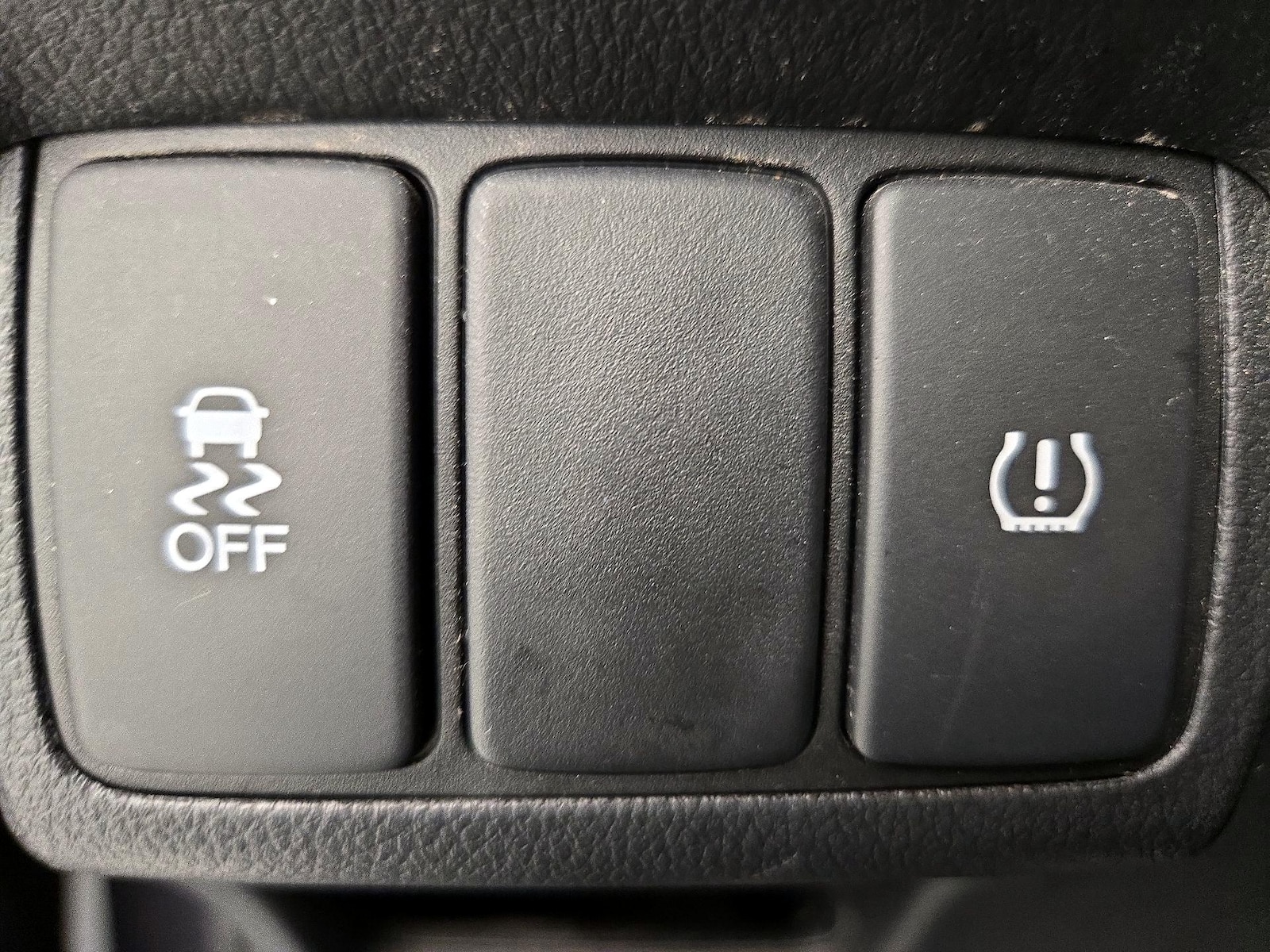 2015 Honda CR-V LX - Photo 14