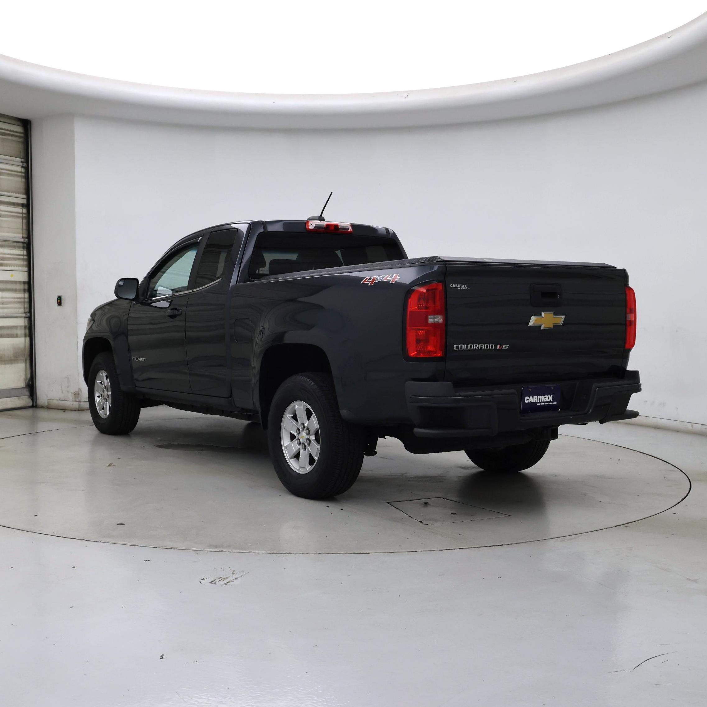 Thumbnail: 2017 Chevrolet Colorado - 2
