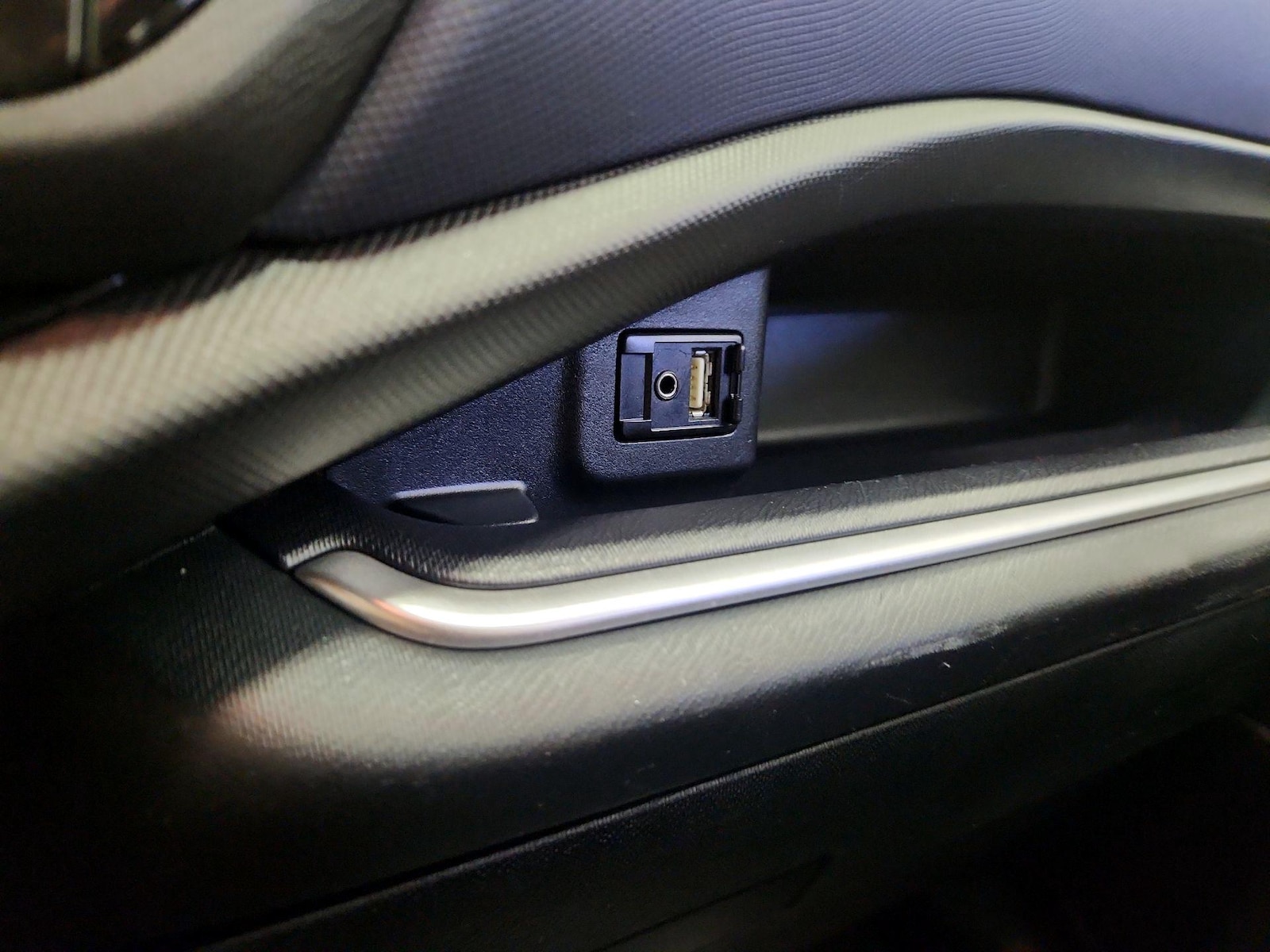 2016 Toyota Prius c Two - Photo 18