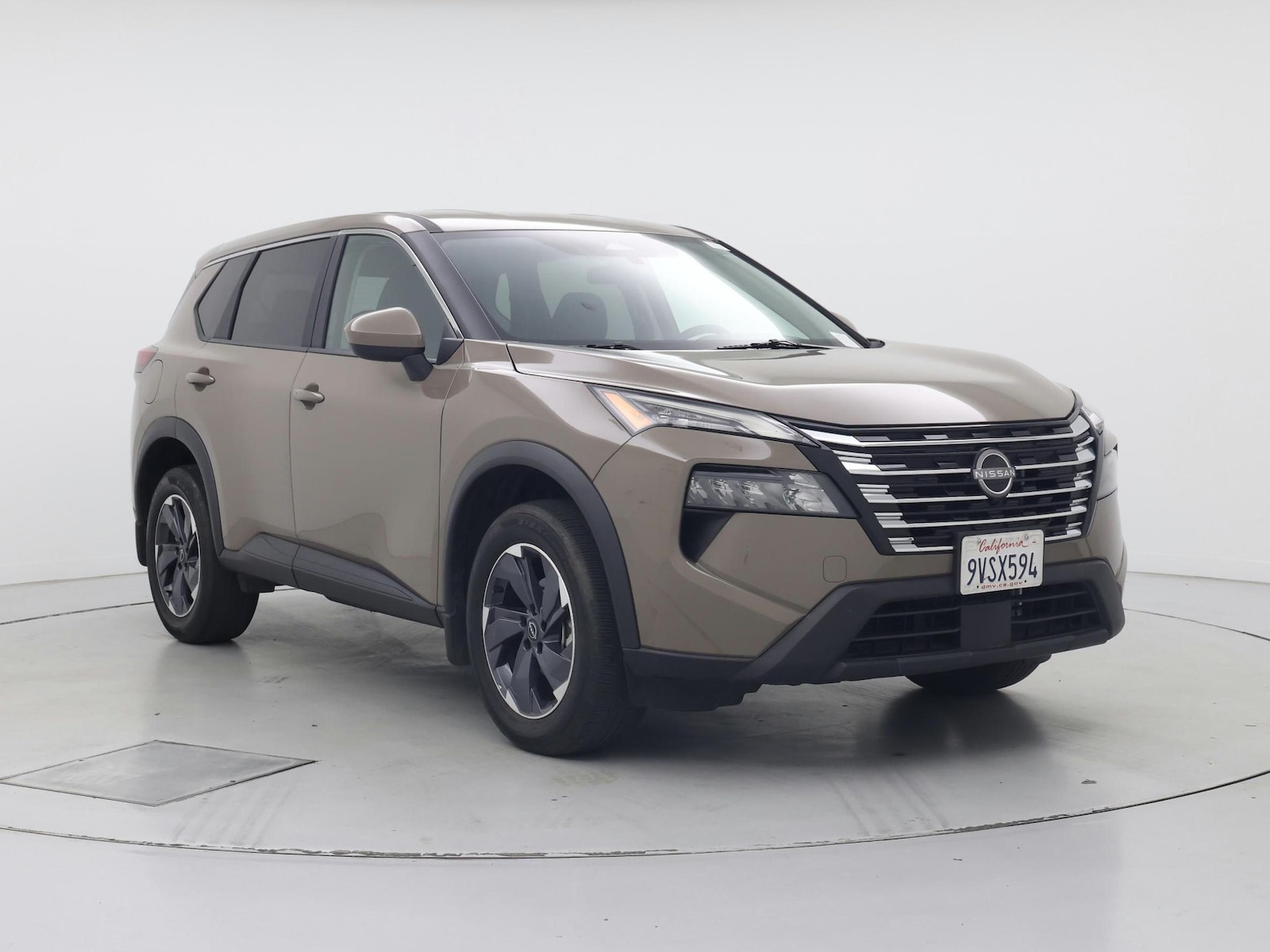 2025 Nissan Rogue SV - Photo 2
