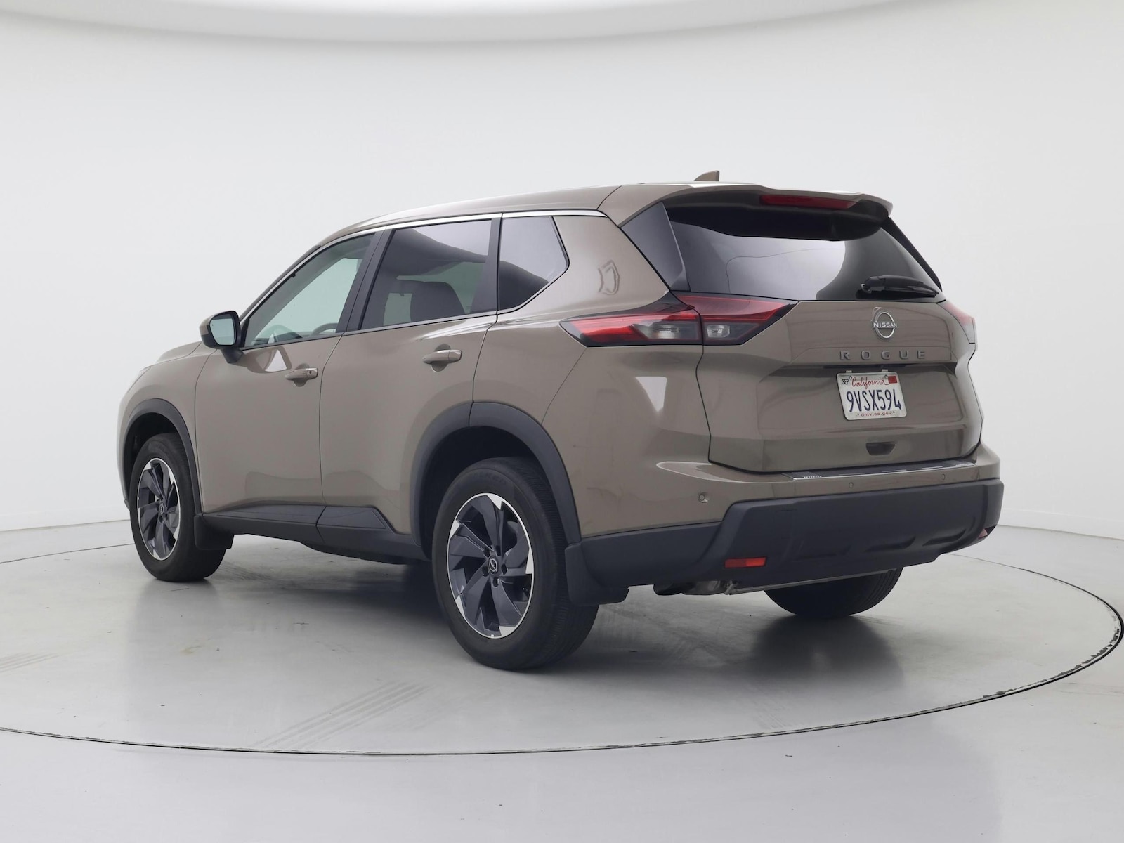 2025 Nissan Rogue SV - Photo 3